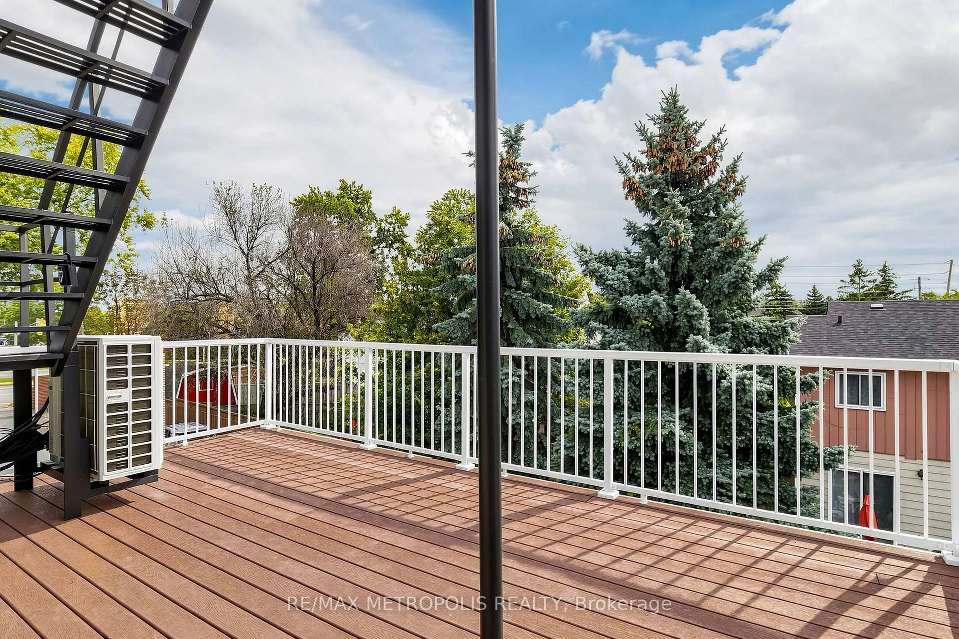 Photo 54 of Unit Upper #2, 1110 Simcoe Street S, Oshawa, Lakeview — HOMEH