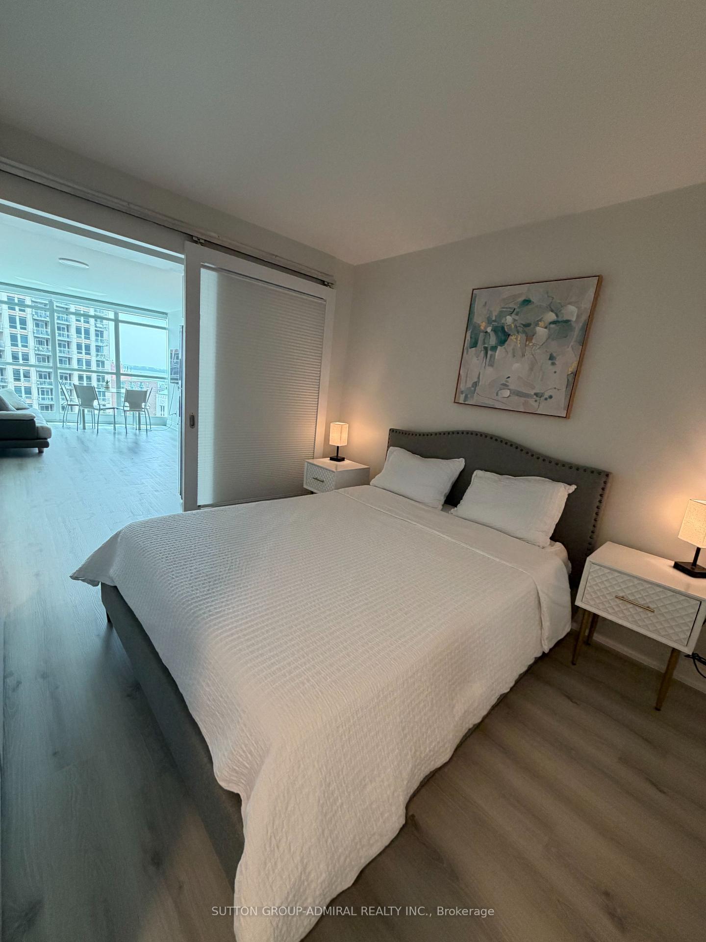 Photo 8 of Unit 1602, 215 Fort York Boulevard, Toronto, Niagara — HOMEH