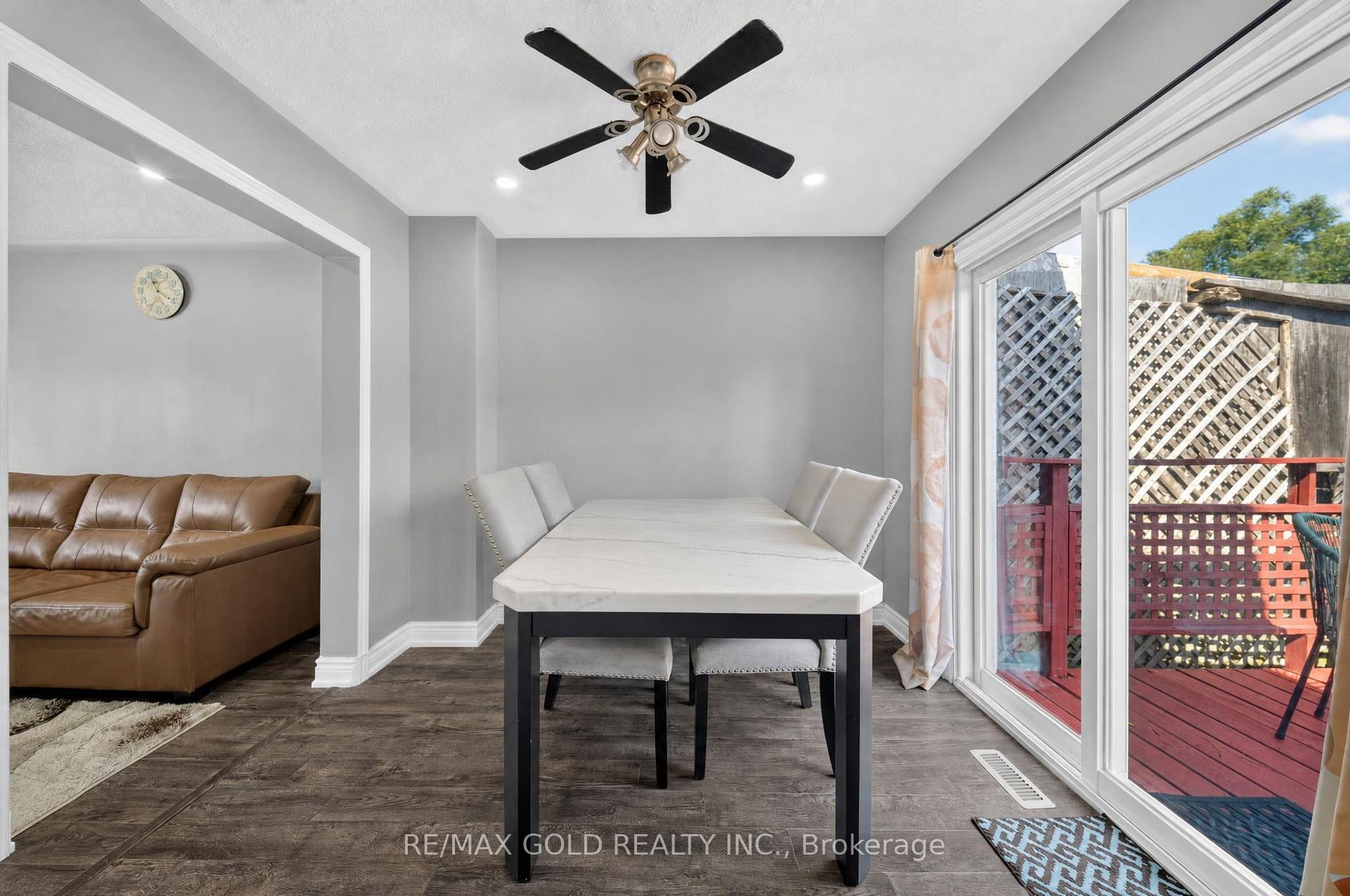 Photo 14 of 8 Earnscliffe Gate, Brampton, Southgate — HOMEH