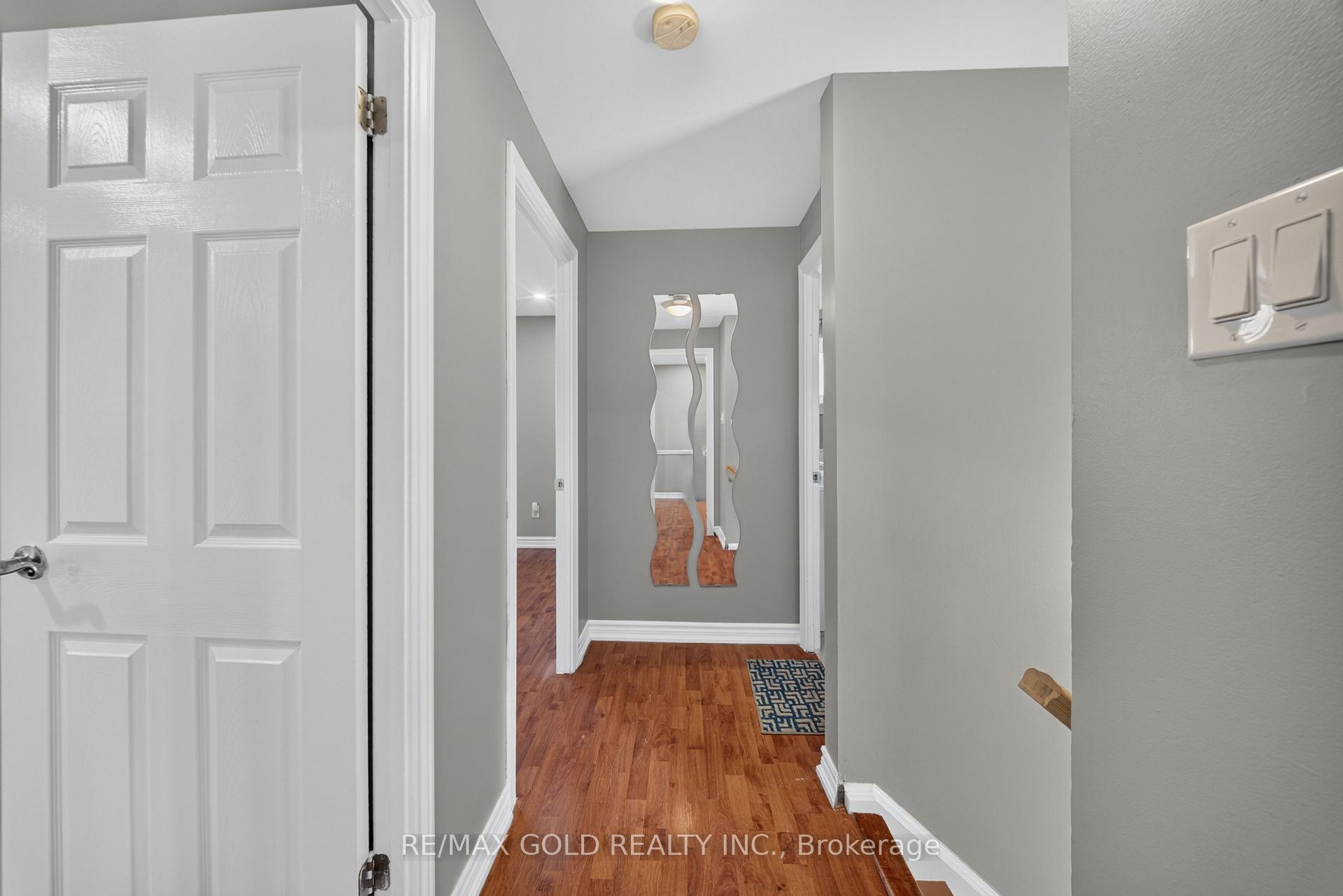 Photo 18 of 8 Earnscliffe Gate, Brampton, Southgate — HOMEH