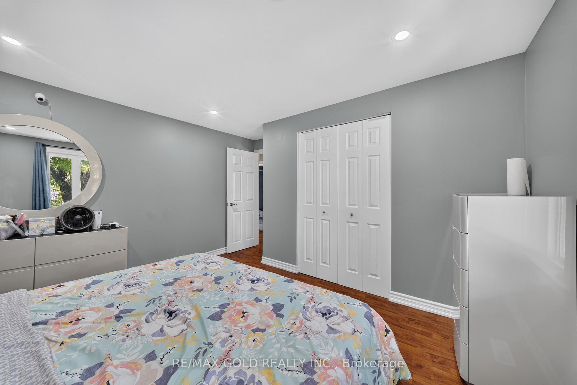 Photo 25 of 8 Earnscliffe Gate, Brampton, Southgate — HOMEH