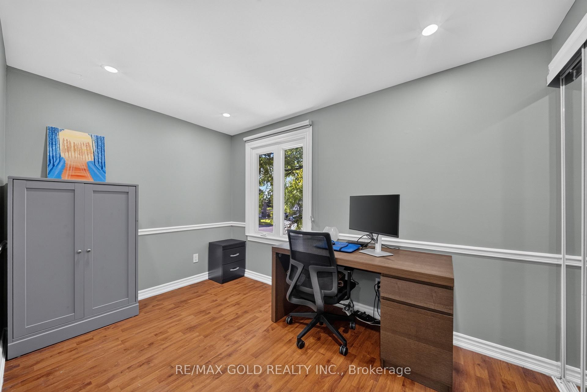 Photo 26 of 8 Earnscliffe Gate, Brampton, Southgate — HOMEH