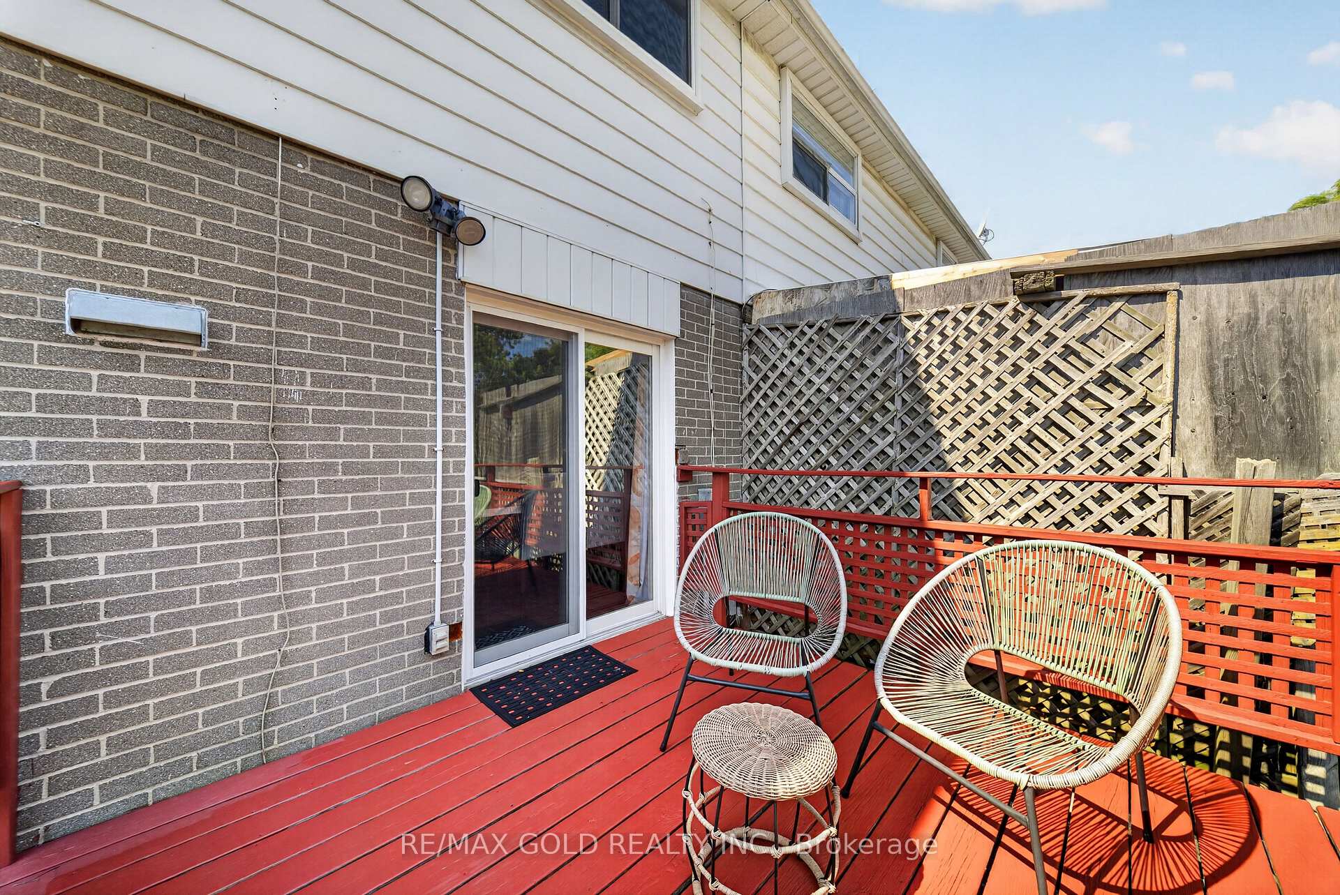 Photo 44 of 8 Earnscliffe Gate, Brampton, Southgate — HOMEH
