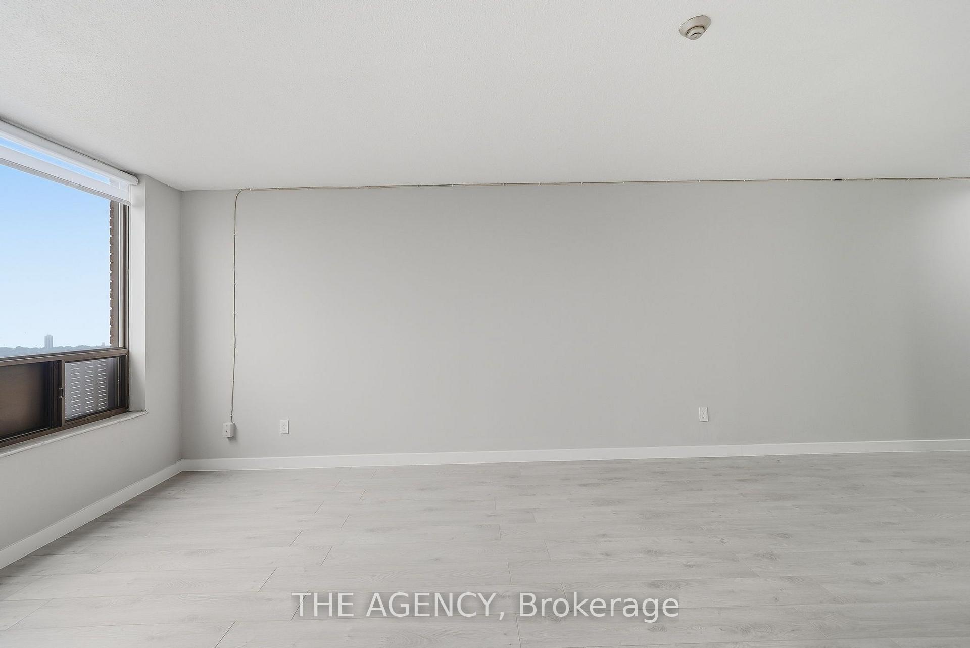 Photo 4 of Unit 2808B, 2360 Dundas Street W, Toronto, High Park North — HOMEH