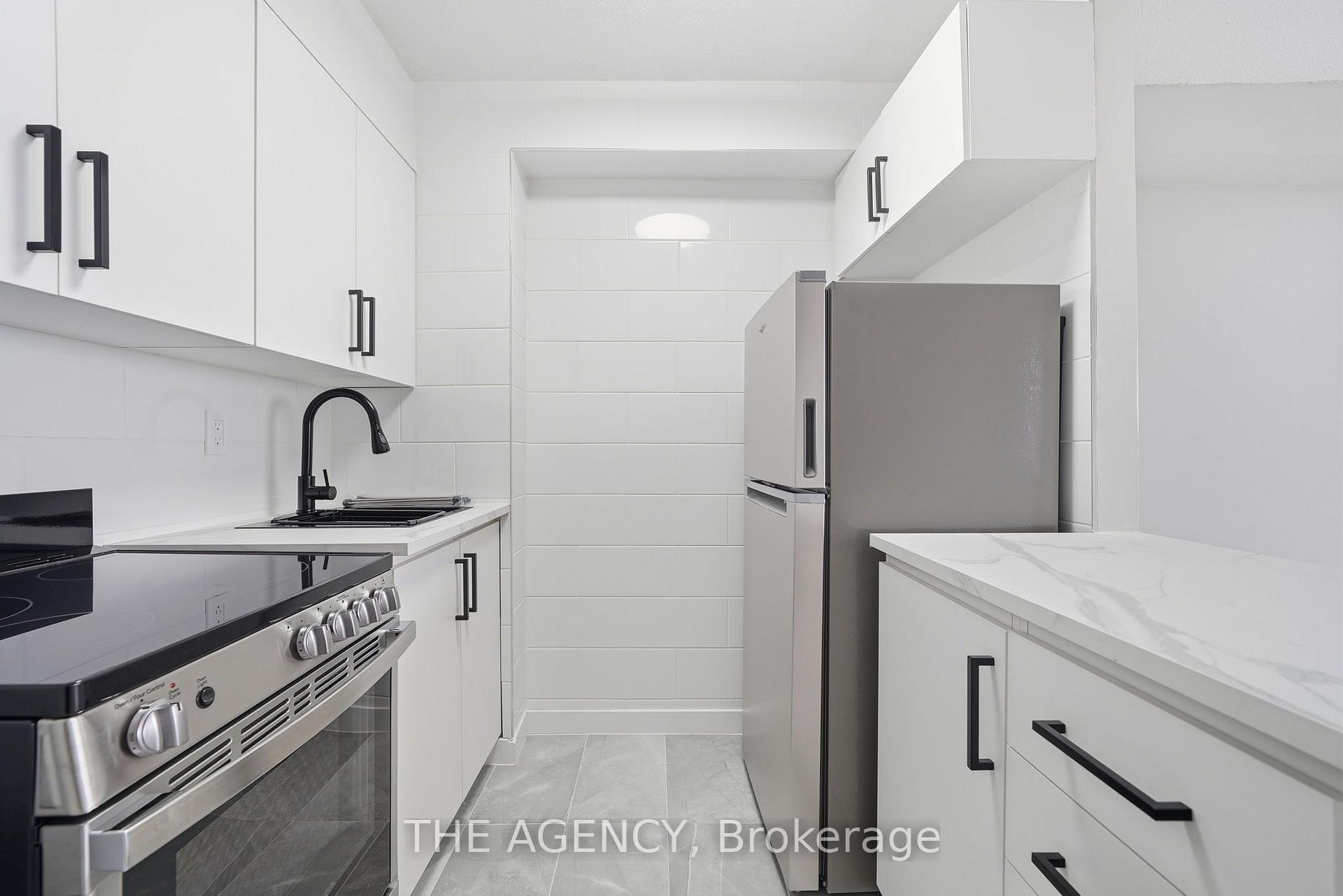 Photo 12 of Unit 2808B, 2360 Dundas Street W, Toronto, High Park North — HOMEH