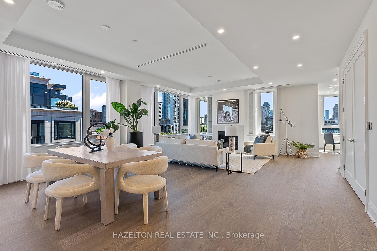 Photo 4 of Unit 802, 128 Hazelton Avenue, Toronto, The Annex — HOMEH