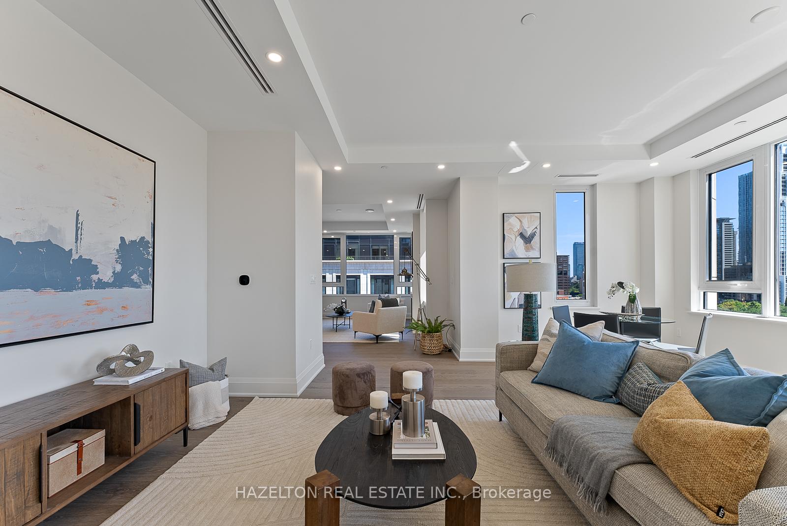 Photo 11 of Unit 802, 128 Hazelton Avenue, Toronto, The Annex — HOMEH