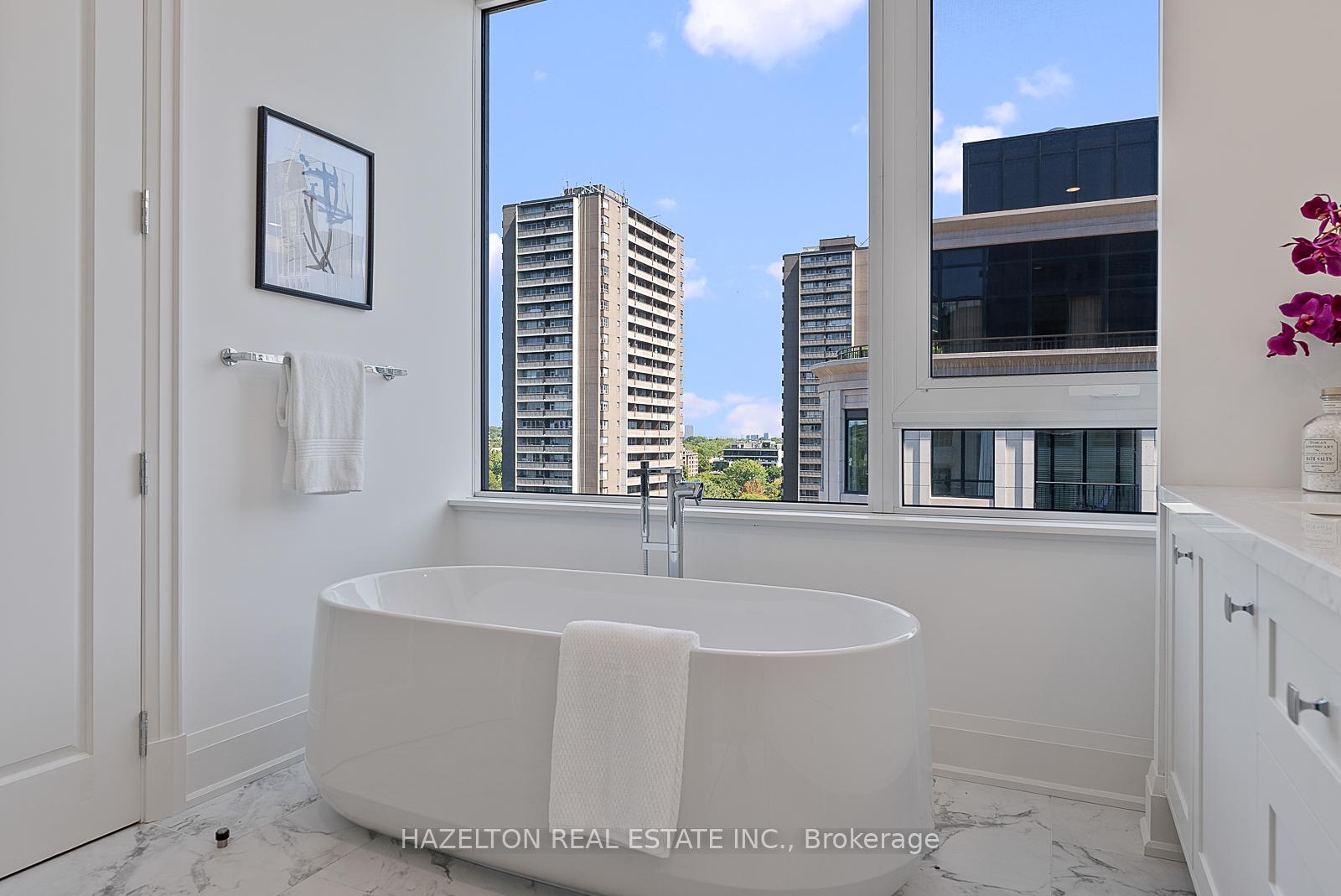 Photo 25 of Unit 802, 128 Hazelton Avenue, Toronto, The Annex — HOMEH