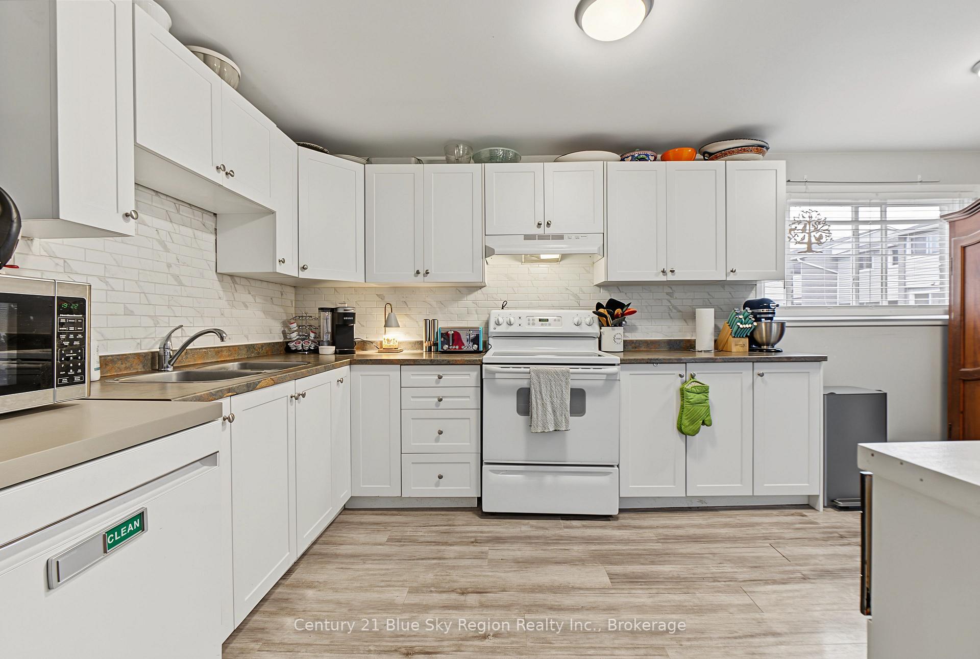 Photo 11 of Unit #46, 644 Lakeshore Drive, North Bay, Ferris — HOMEH