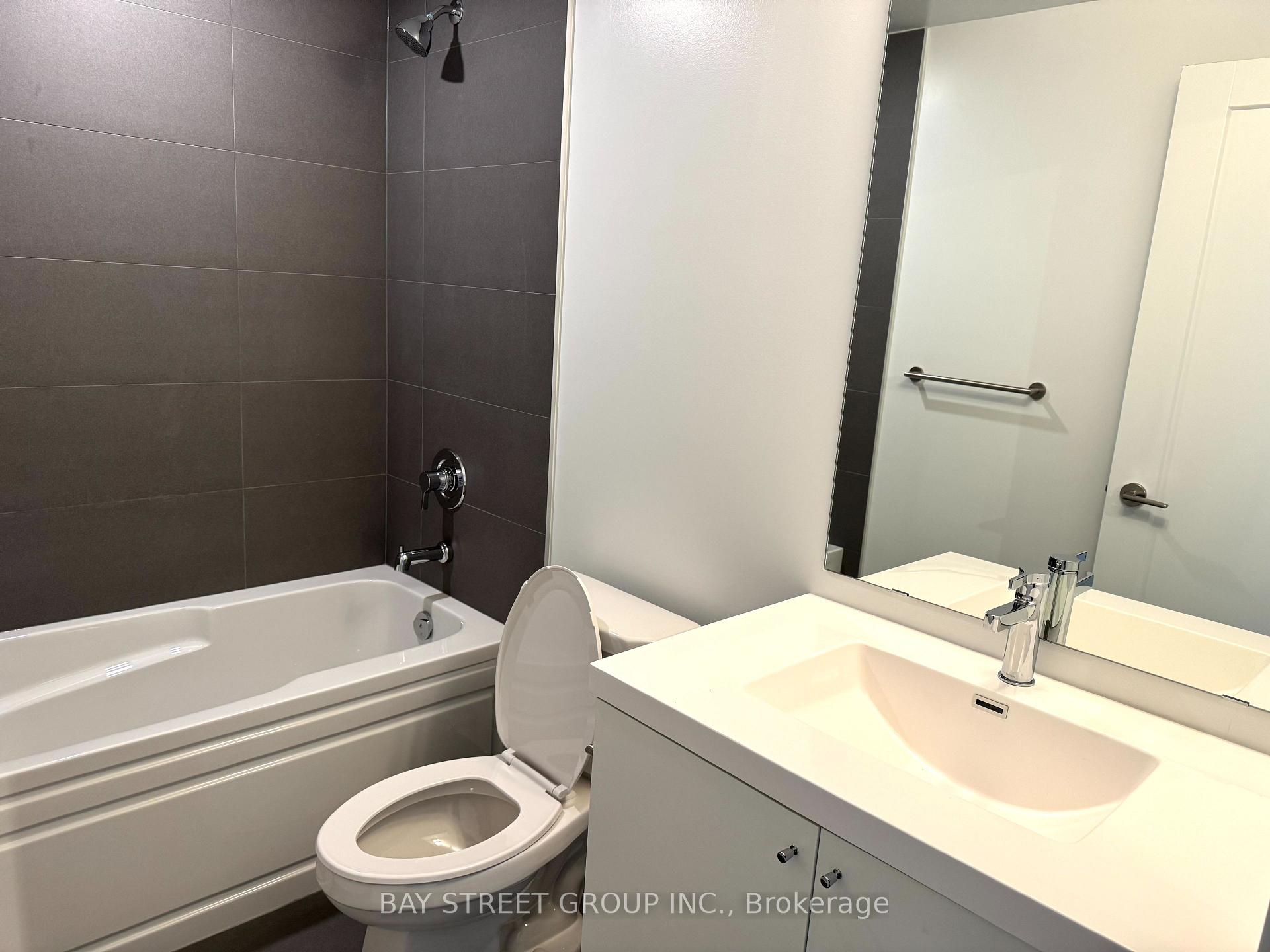 Photo 10 of Unit 1010, 2545 Simcoe Street N, Oshawa, Windfields — HOMEH