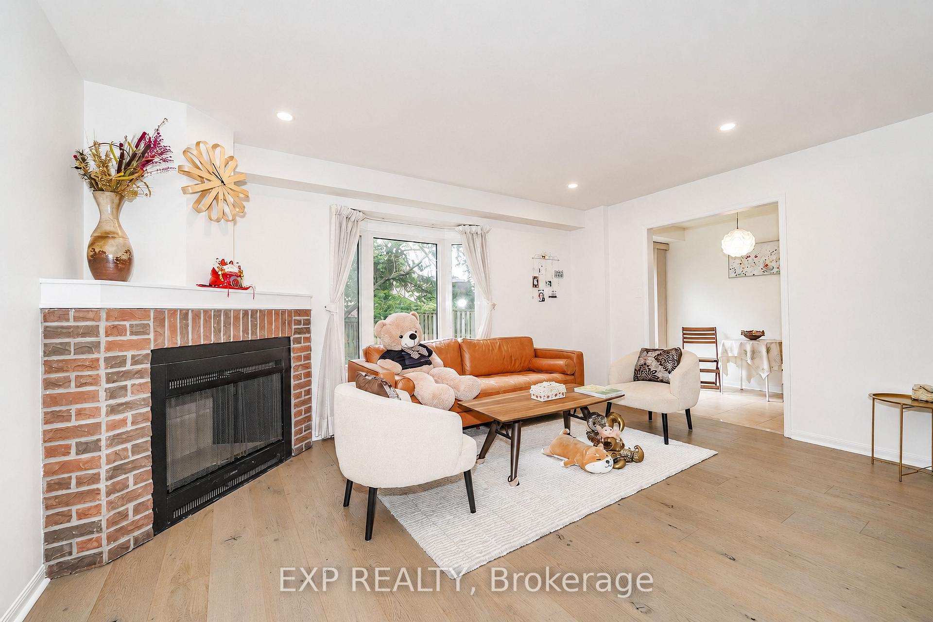 Photo 12 of 61 Wintermute Boulevard, Scarborough, Steeles — HOMEH