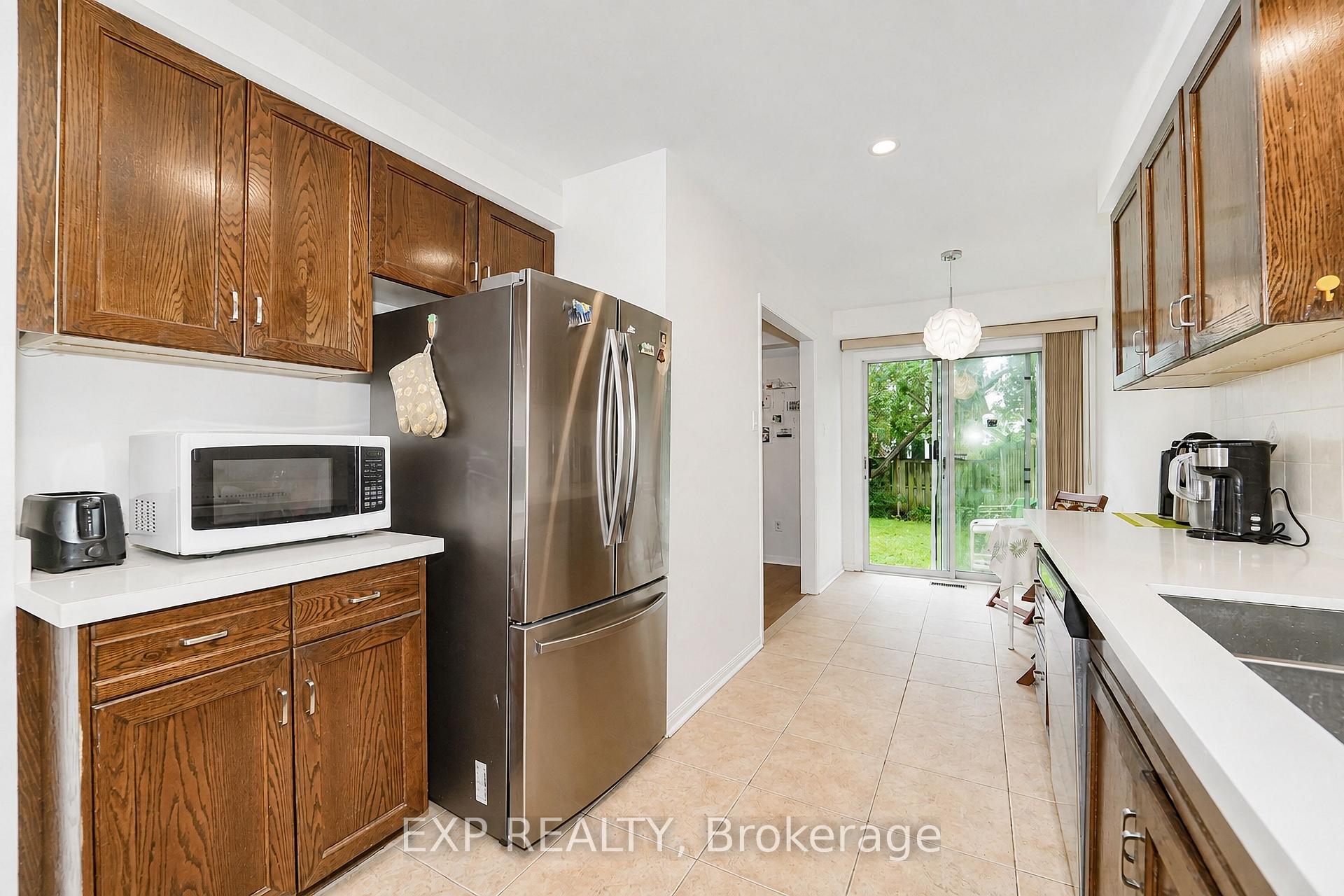 Photo 15 of 61 Wintermute Boulevard, Scarborough, Steeles — HOMEH