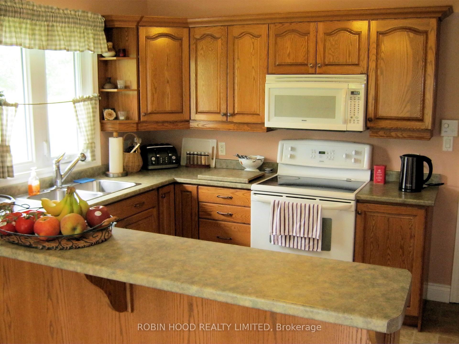 Photo 19 of 40 Dormer Road, Kawartha Lakes, Lindsay — HOMEH