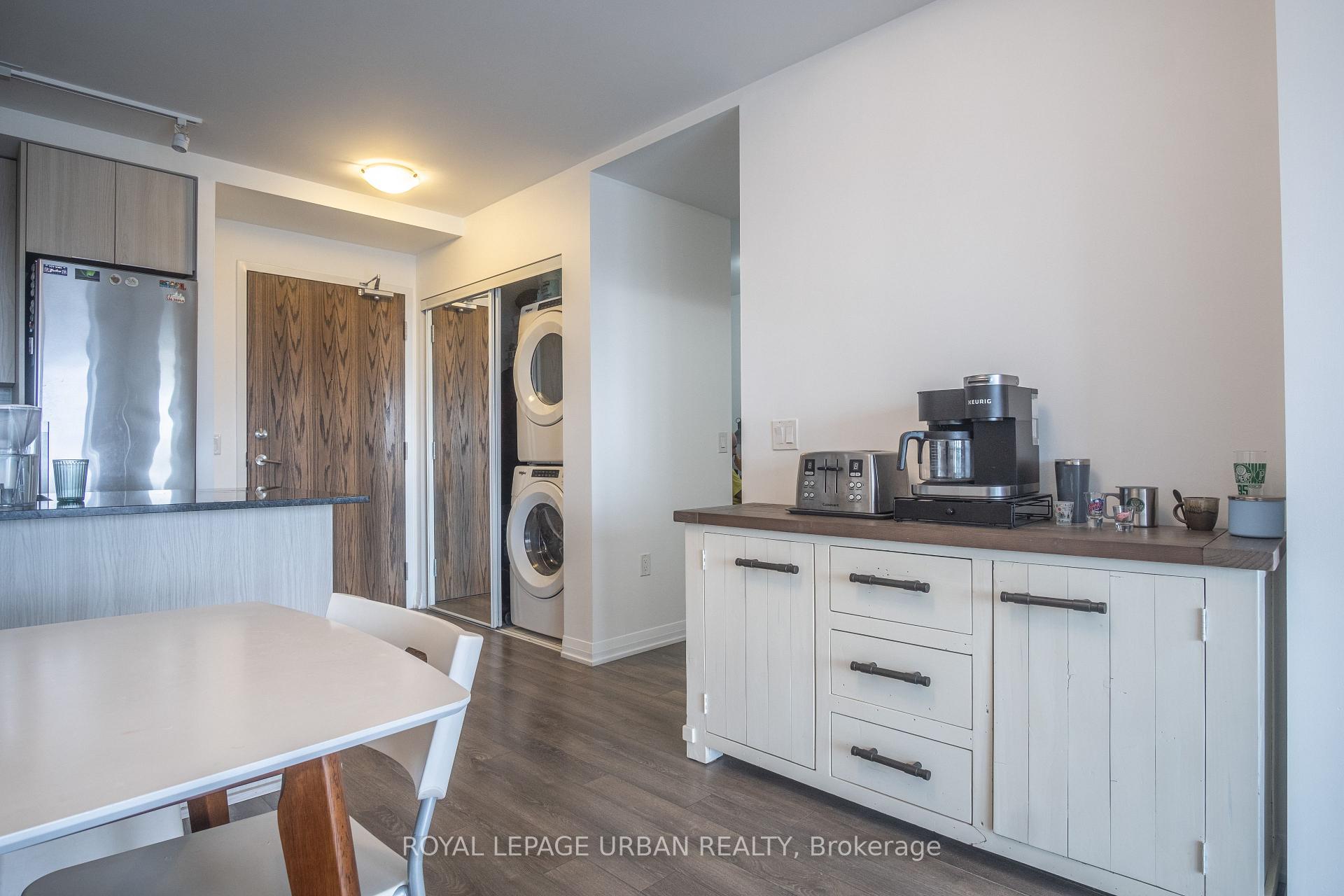 Photo 11 of Unit 817, 99 Eagle Rock Way, Vaughan, Maple — HOMEH