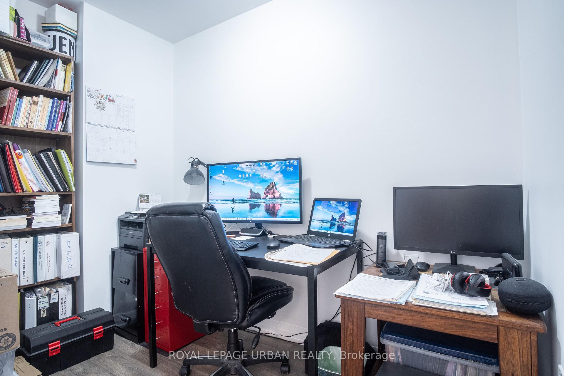 Photo 12 of Unit 817, 99 Eagle Rock Way, Vaughan, Maple — HOMEH