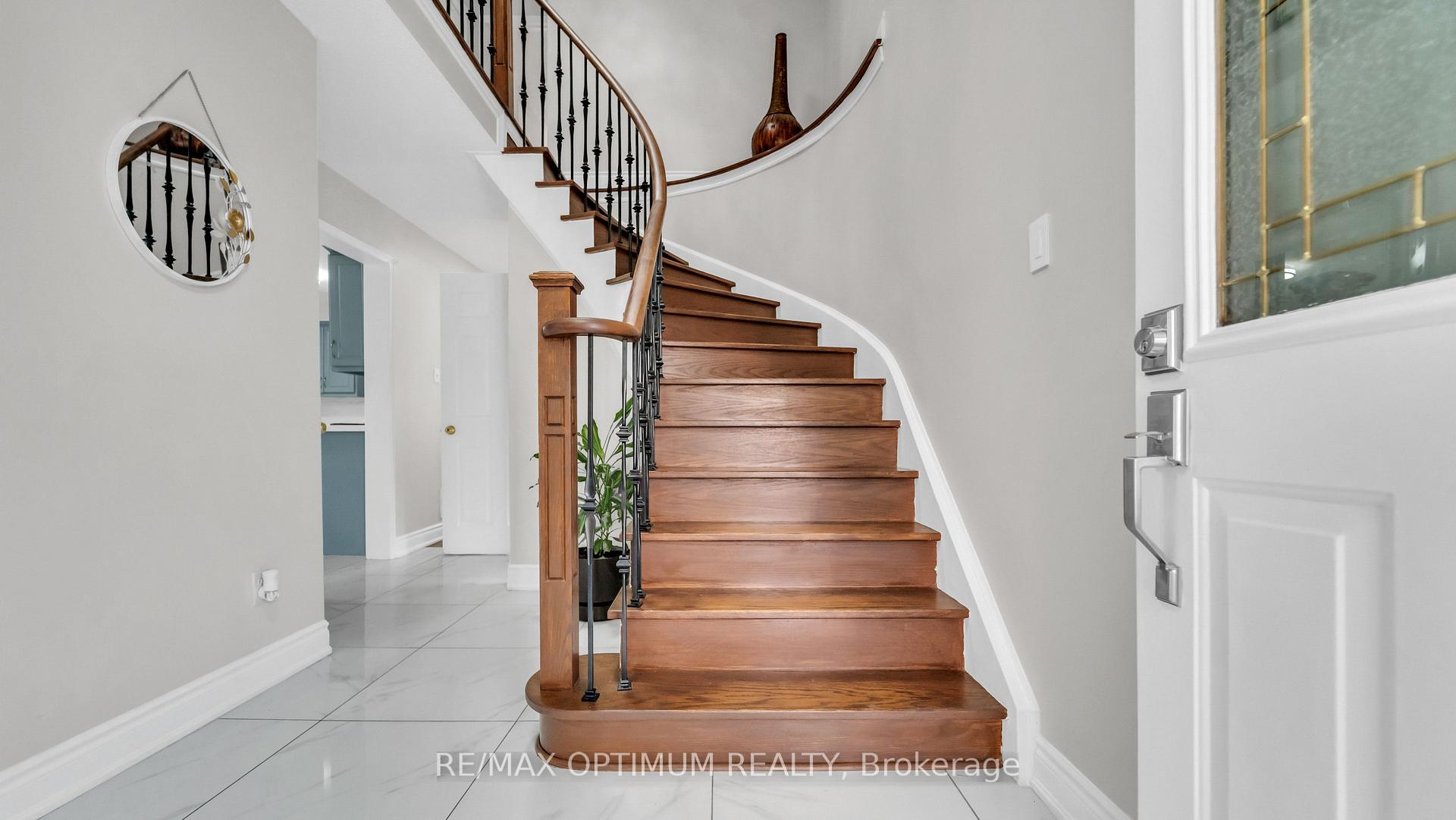 Photo 4 of 79 Gatesgill Street, Brampton, Brampton West — HOMEH