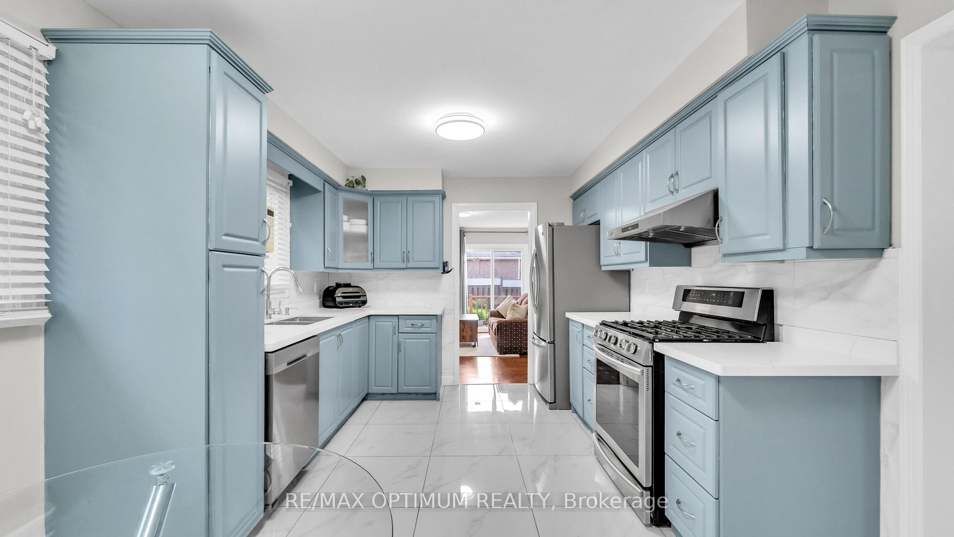 Photo 12 of 79 Gatesgill Street, Brampton, Brampton West — HOMEH