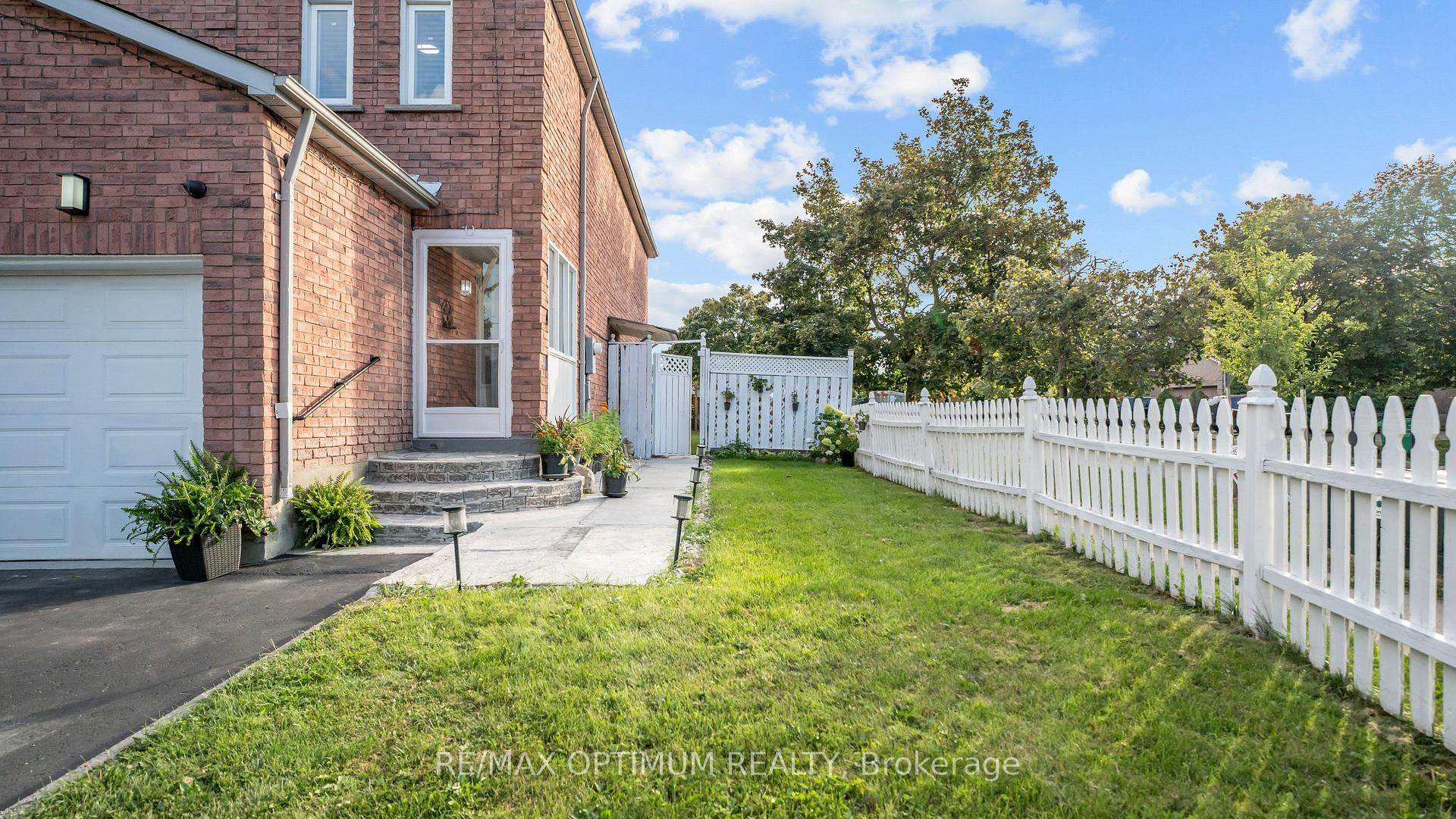 Photo 44 of 79 Gatesgill Street, Brampton, Brampton West — HOMEH
