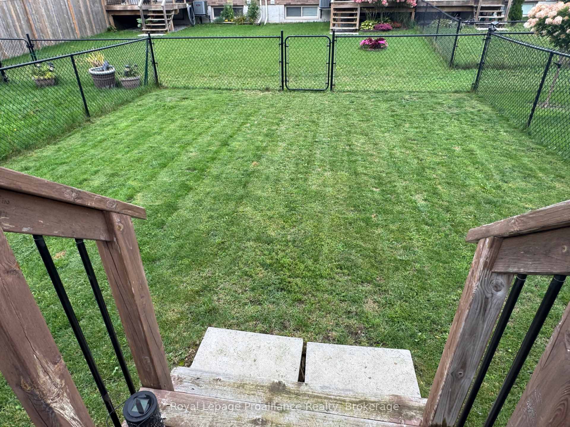 Photo 18 of 19 McIntosh Crescent, Quinte West, Murray Ward — HOMEH