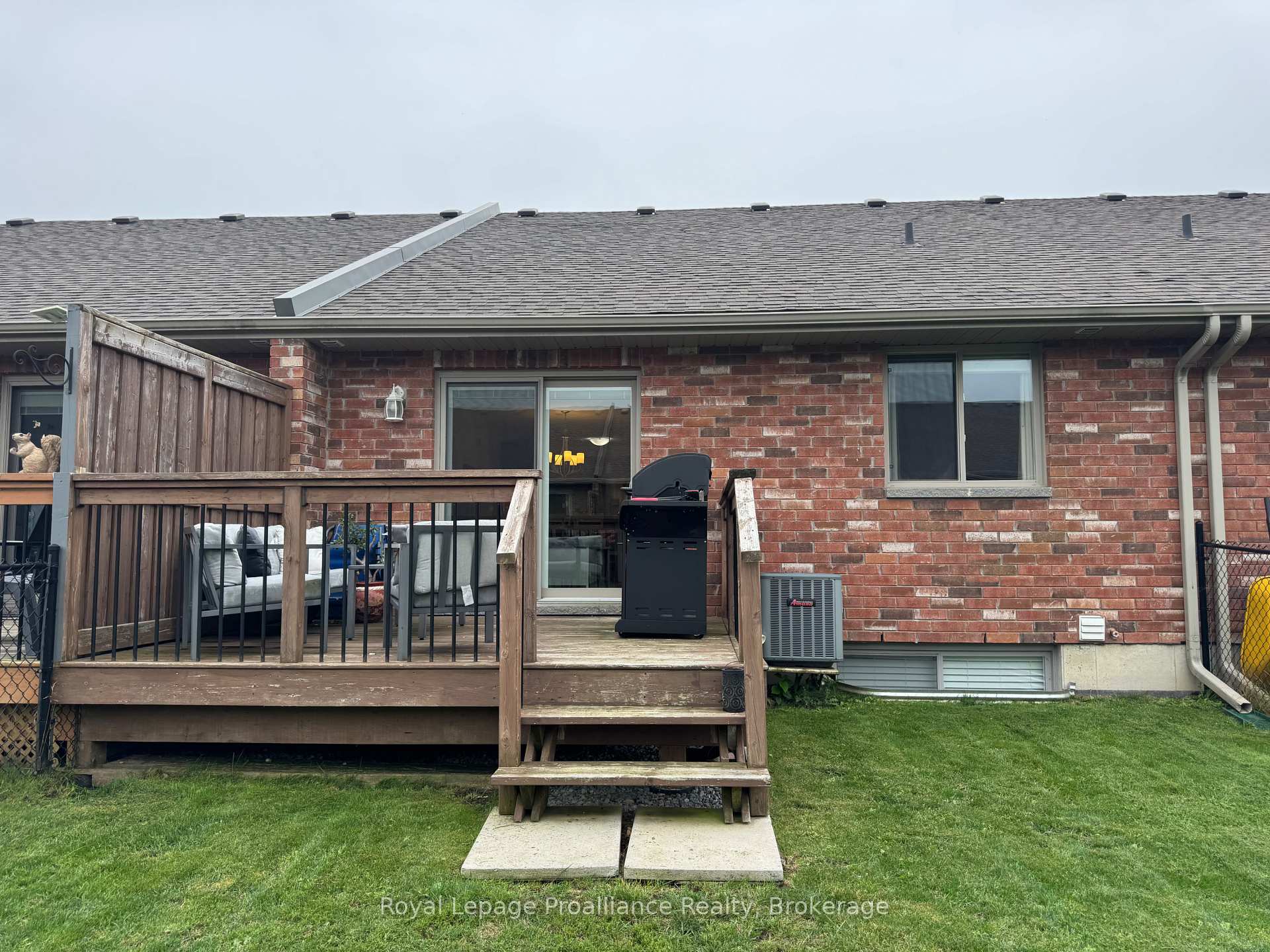Photo 19 of 19 McIntosh Crescent, Quinte West, Murray Ward — HOMEH
