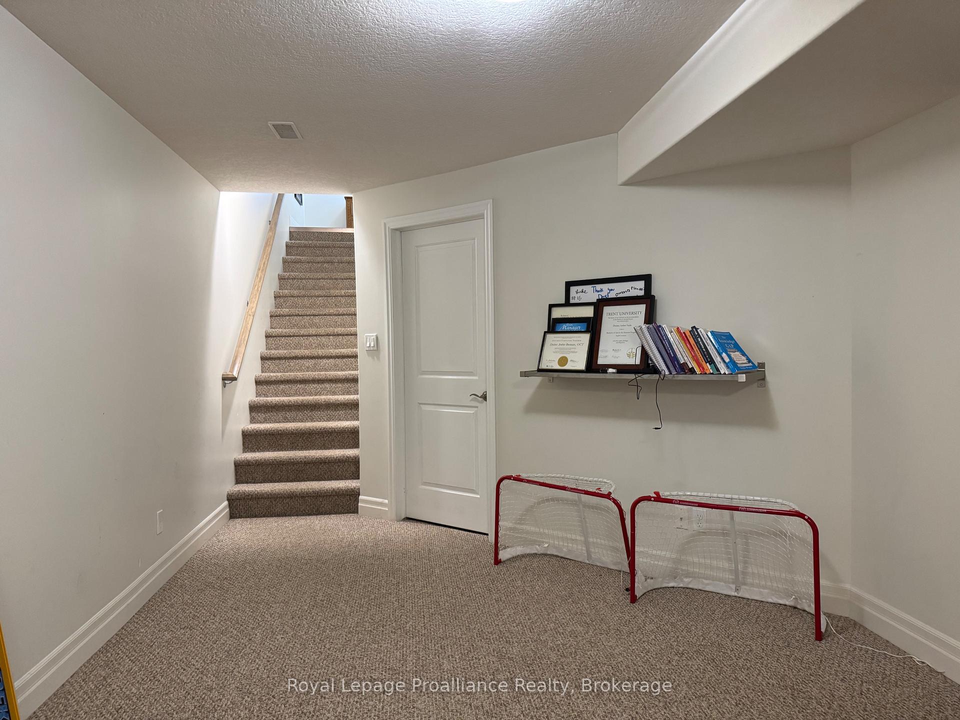 Photo 32 of 19 McIntosh Crescent, Quinte West, Murray Ward — HOMEH