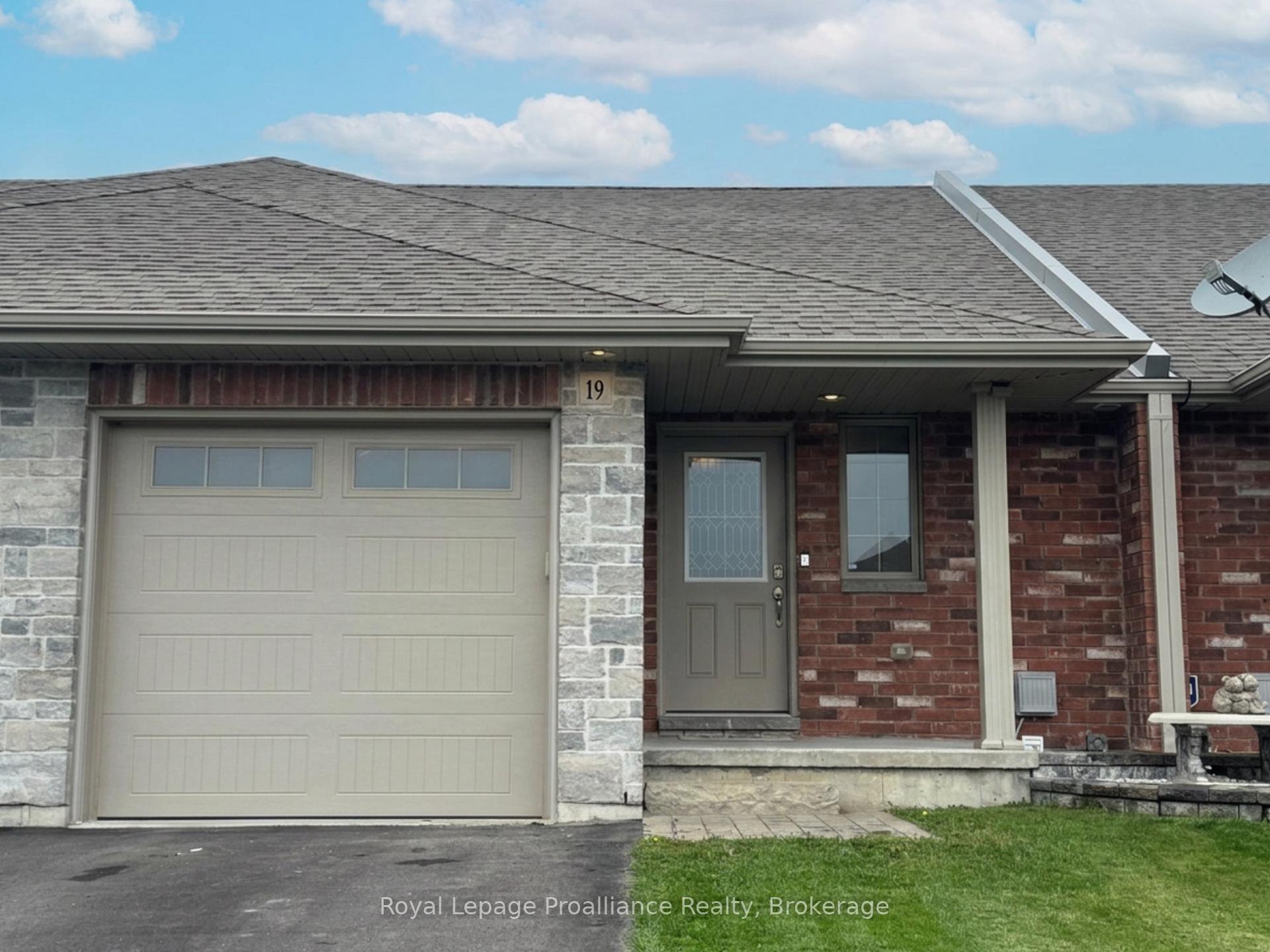 Photo 35 of 19 McIntosh Crescent, Quinte West, Murray Ward — HOMEH