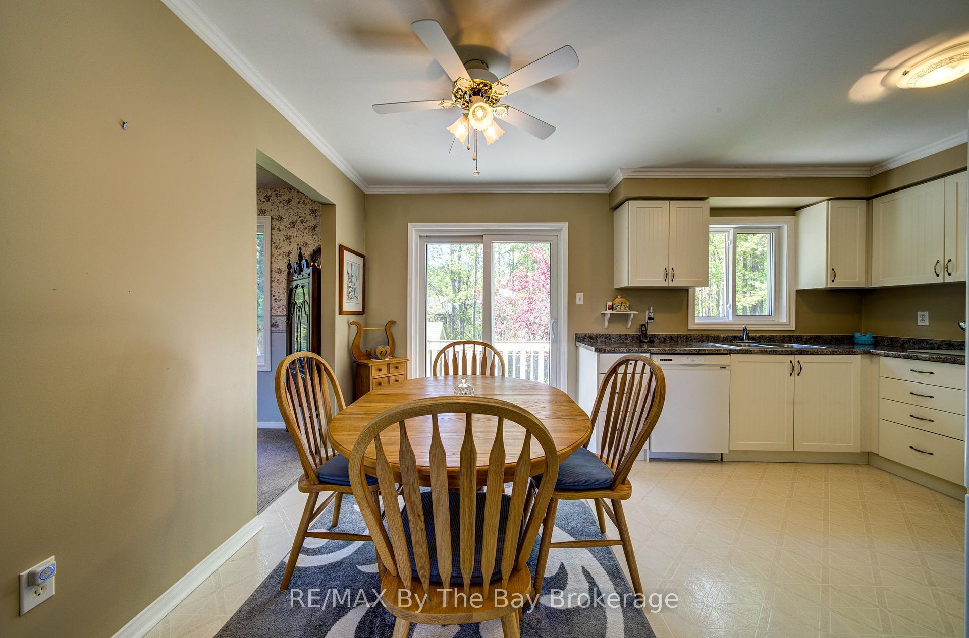 Photo 9 of 12 Silver Birch Avenue, Wasaga Beach — HOMEH