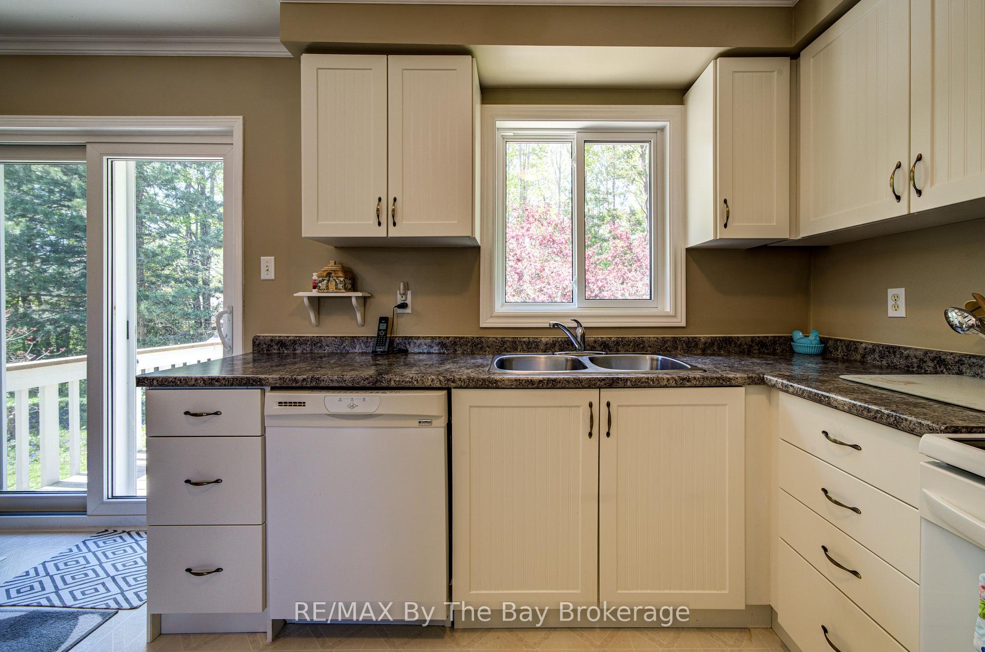 Photo 12 of 12 Silver Birch Avenue, Wasaga Beach — HOMEH