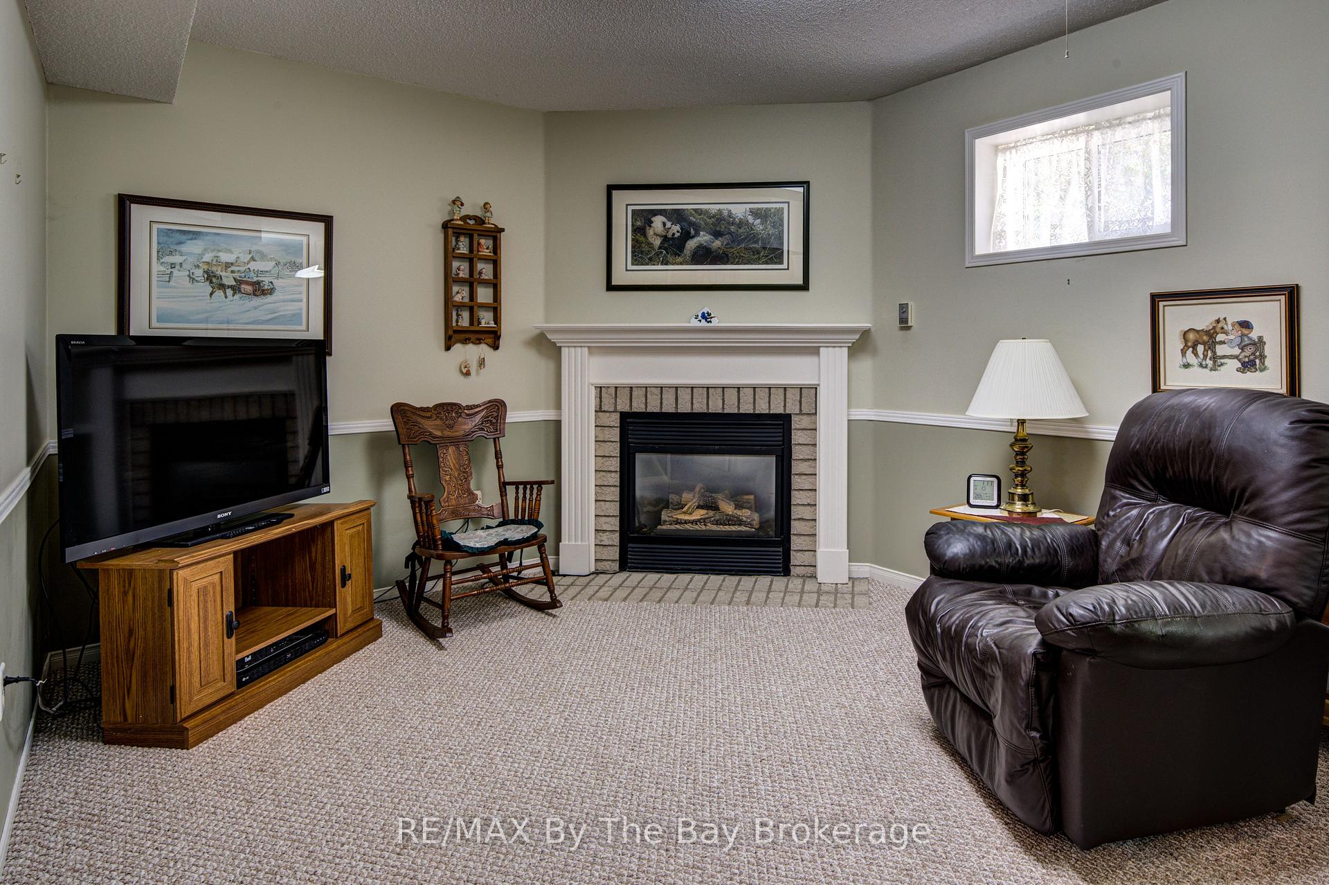 Photo 30 of 12 Silver Birch Avenue, Wasaga Beach — HOMEH