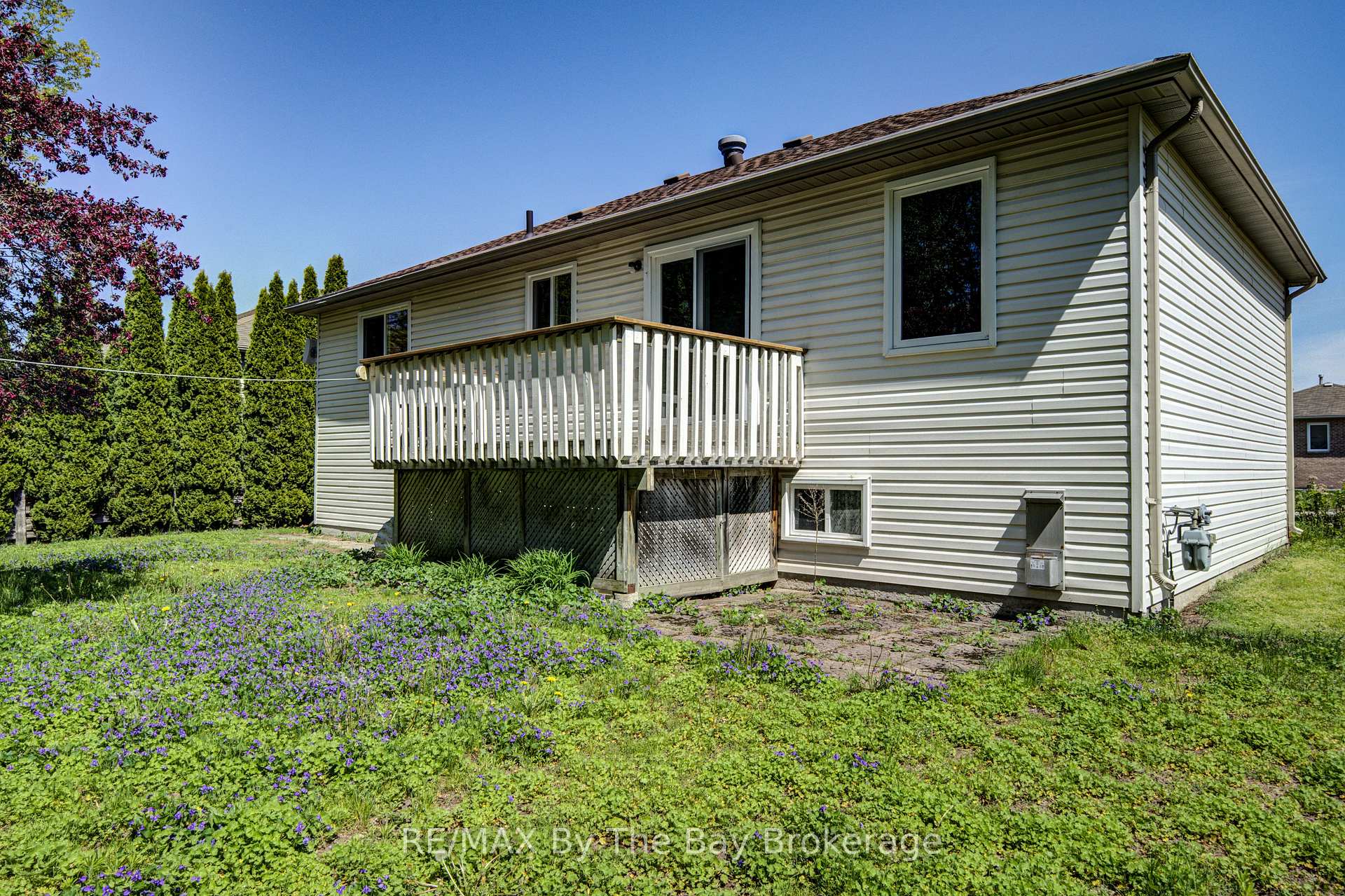 Photo 41 of 12 Silver Birch Avenue, Wasaga Beach — HOMEH