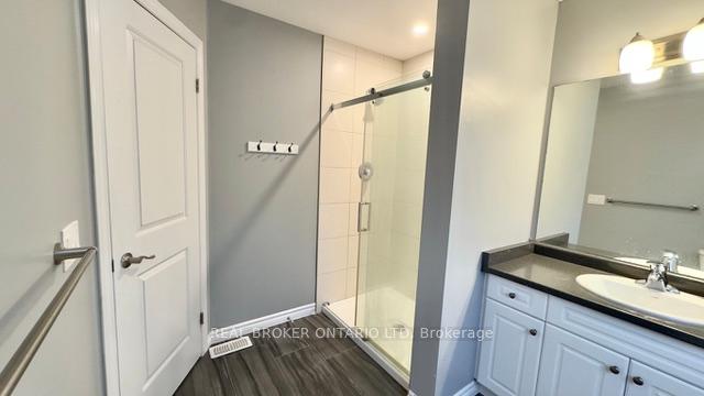 Photo 11 of Unit 1, 3400 Castle Rock Place, London, South W — HOMEH