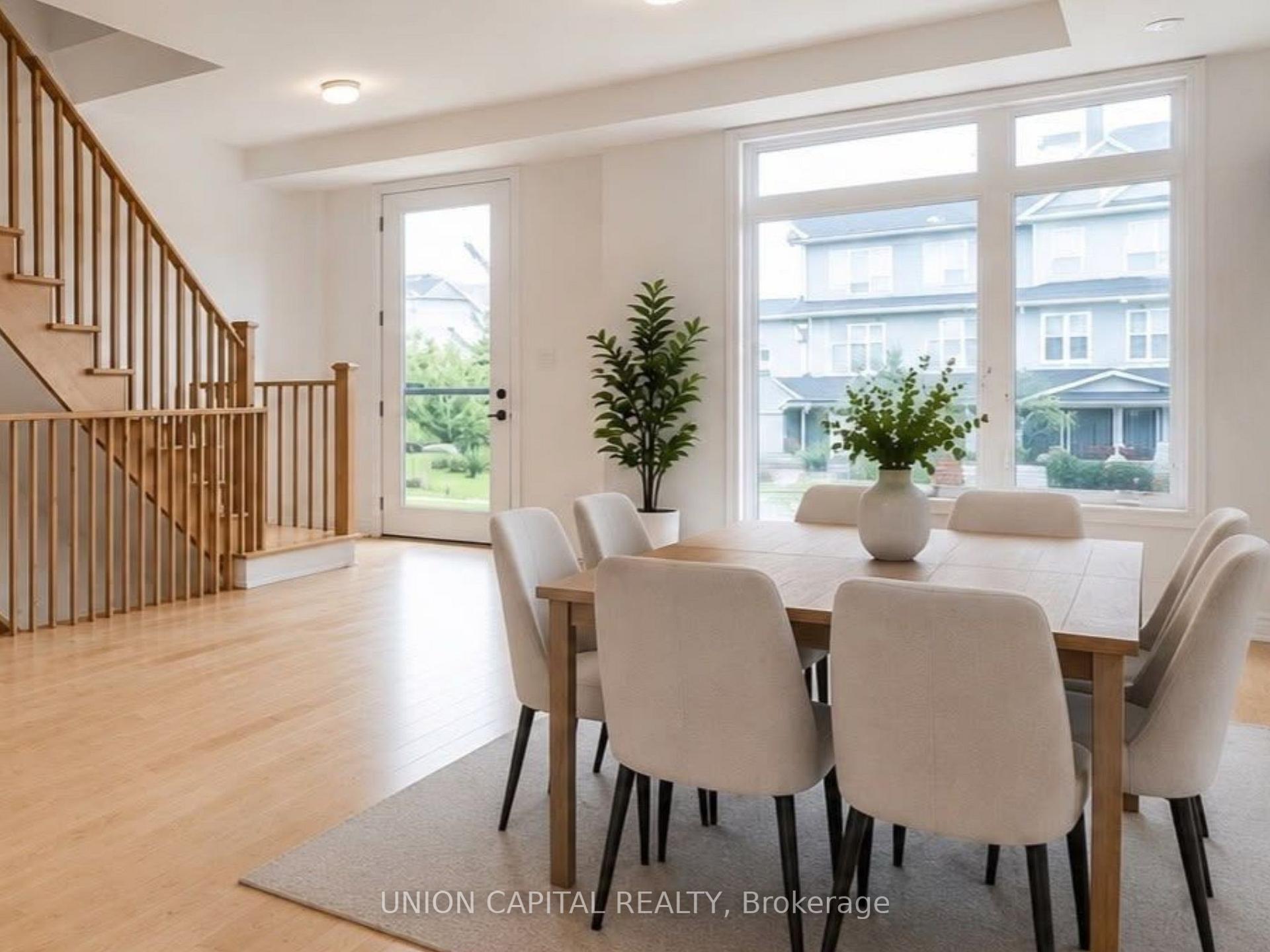 Photo 5 of 83 Sorbara Way, Whitby, Brooklin — HOMEH
