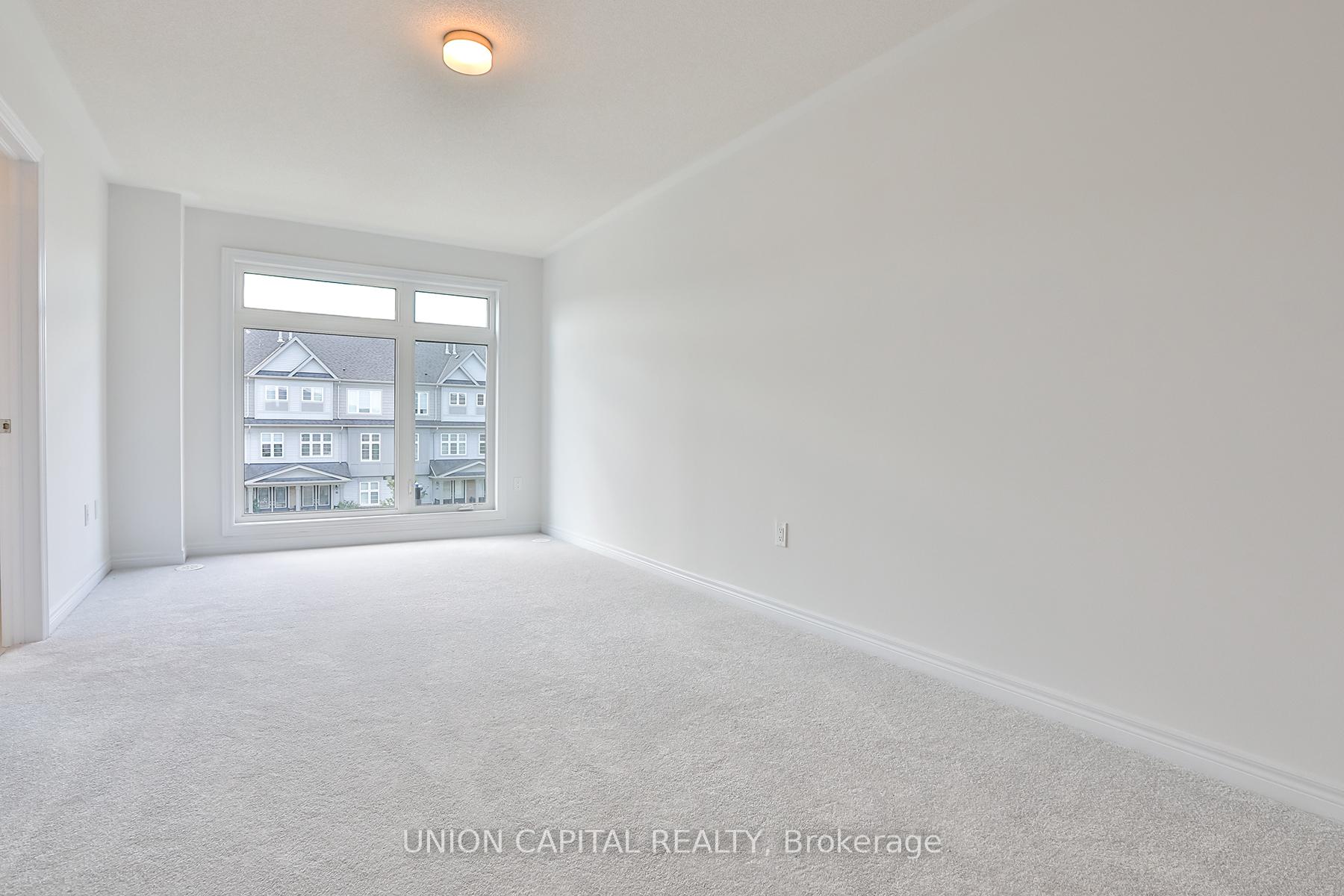 Photo 15 of 83 Sorbara Way, Whitby, Brooklin — HOMEH