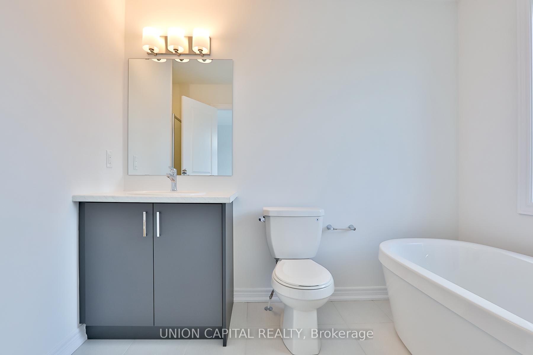 Photo 18 of 83 Sorbara Way, Whitby, Brooklin — HOMEH