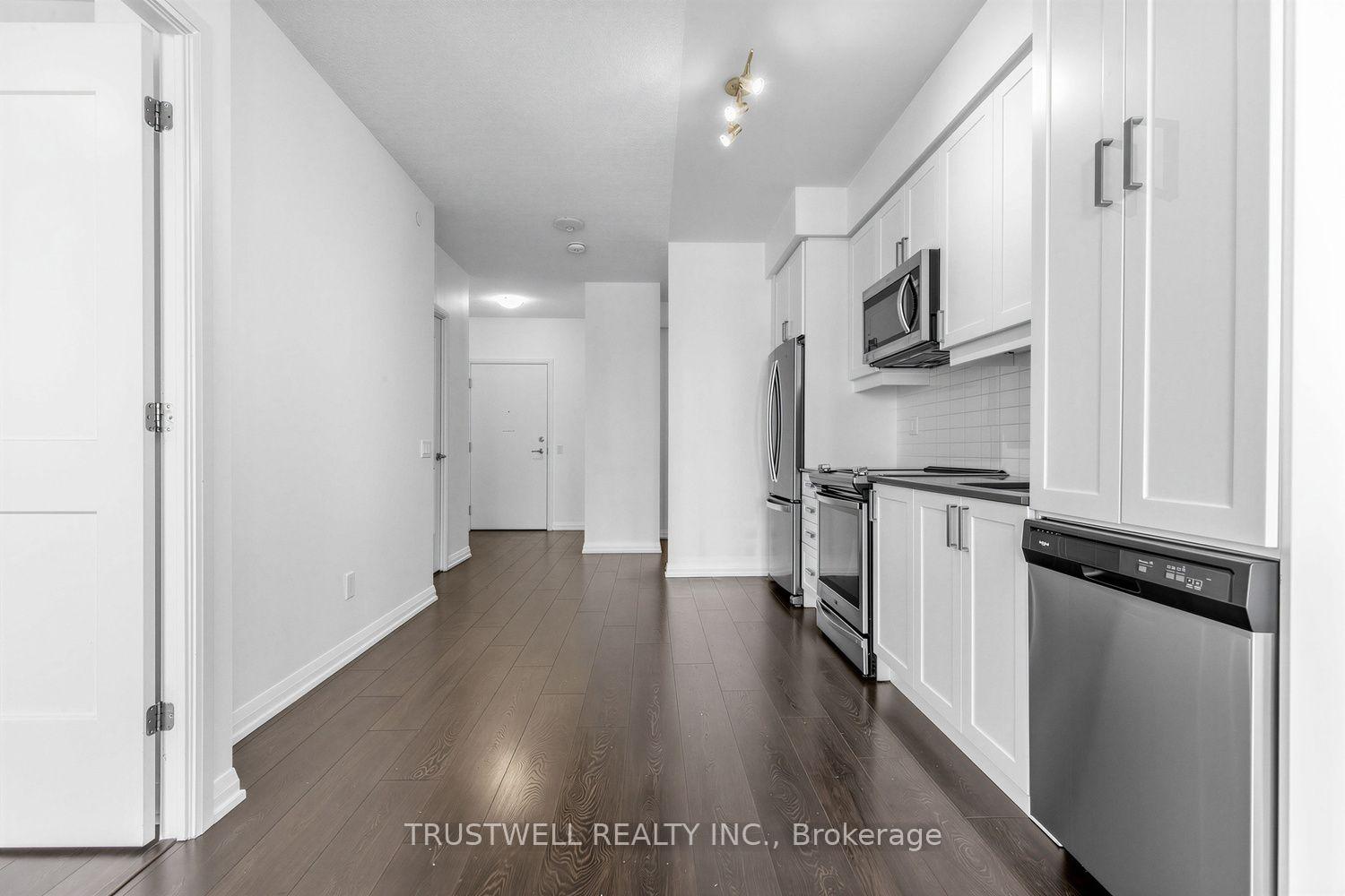 Photo 5 of Unit 2511, 7895 Jane Street, Vaughan, Concord — HOMEH