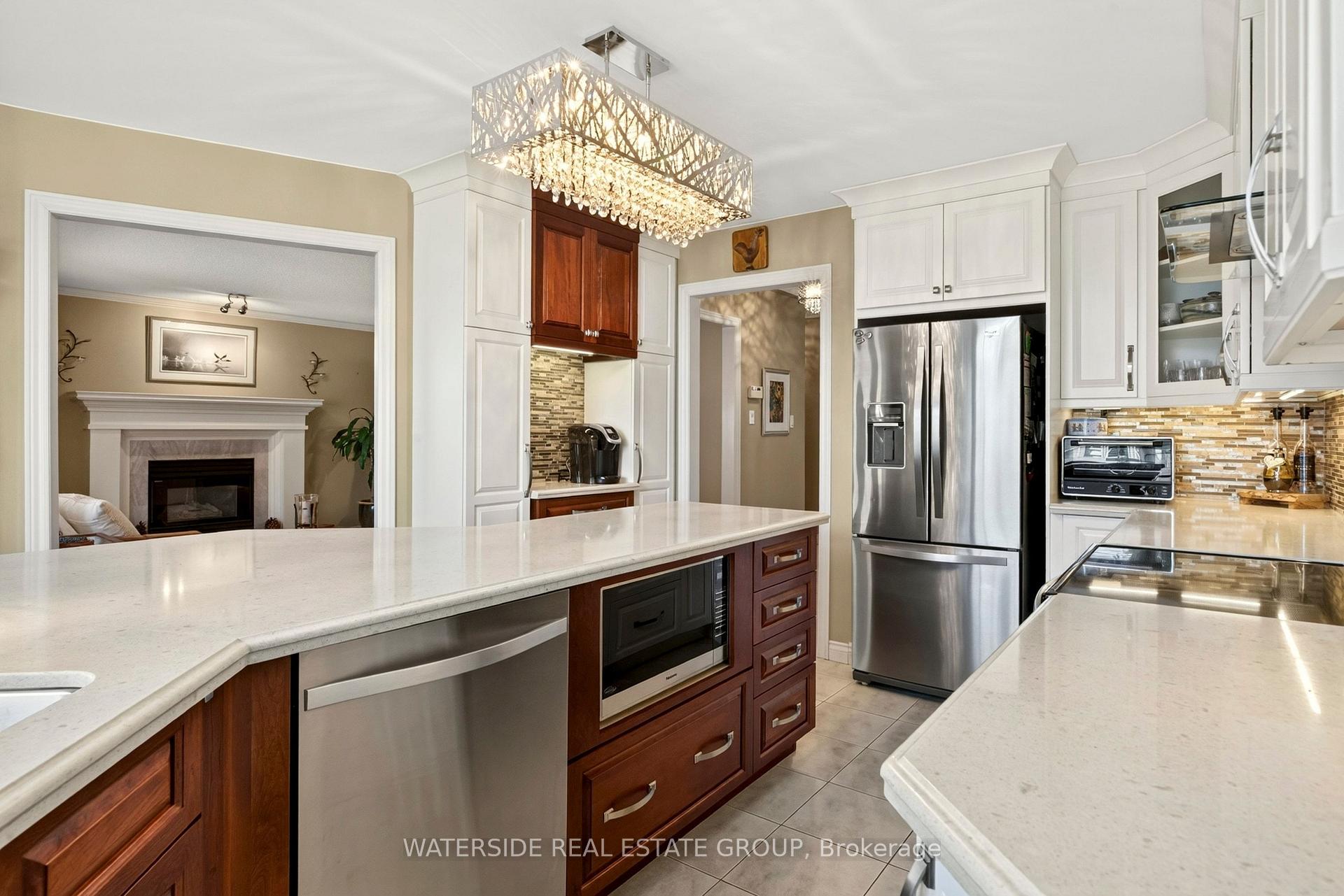 Photo 12 of 4 Lido Drive, Hamilton, Stoney Creek — HOMEH