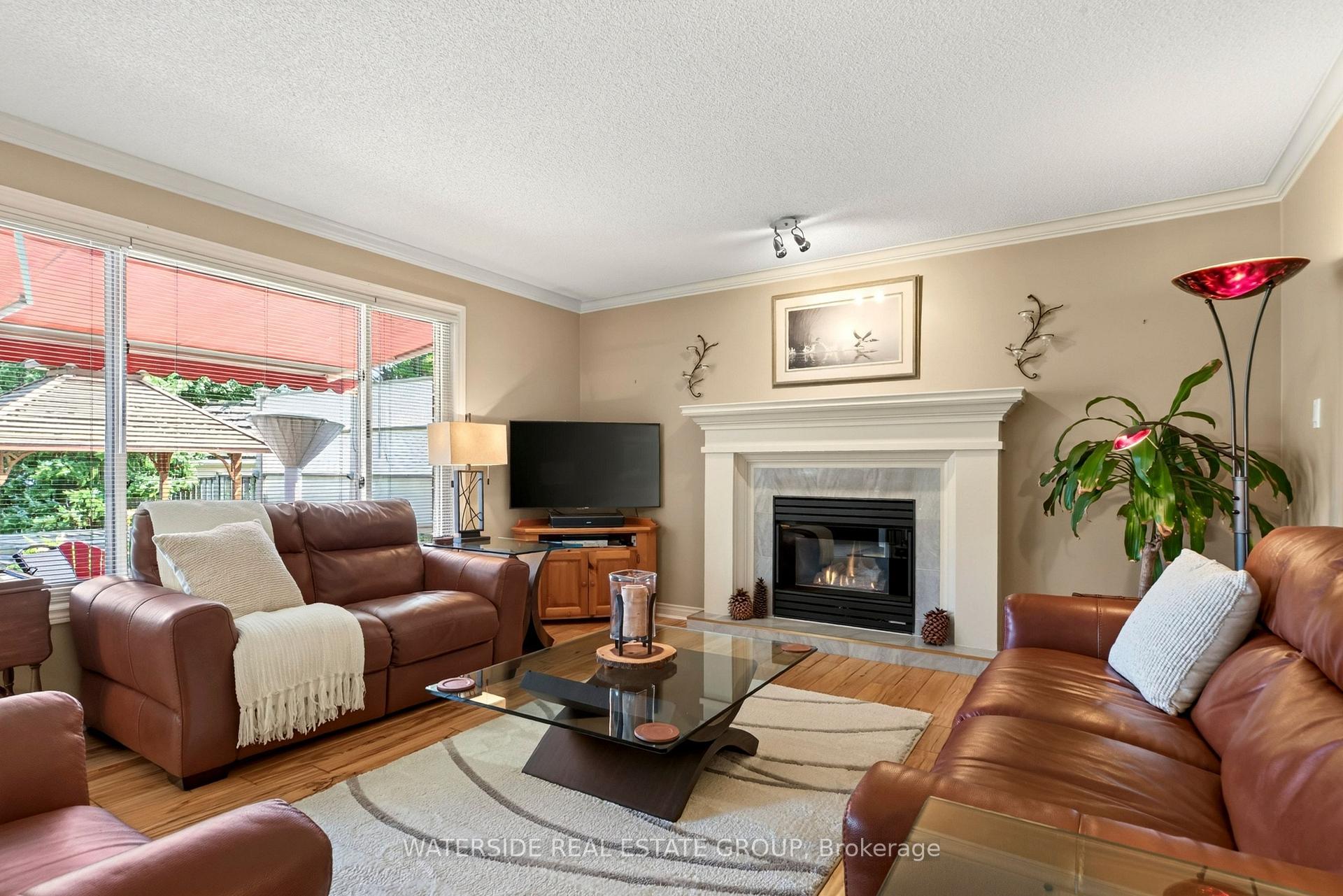 Photo 23 of 4 Lido Drive, Hamilton, Stoney Creek — HOMEH