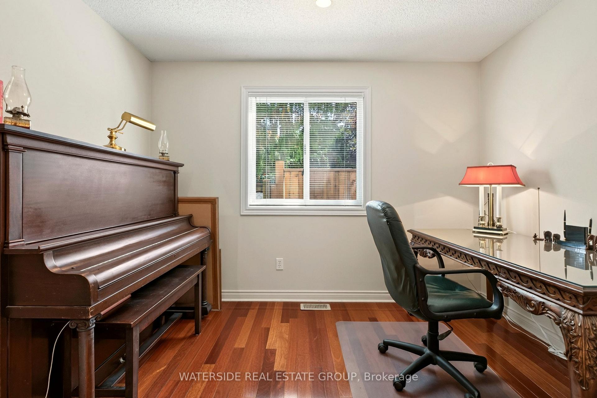 Photo 26 of 4 Lido Drive, Hamilton, Stoney Creek — HOMEH