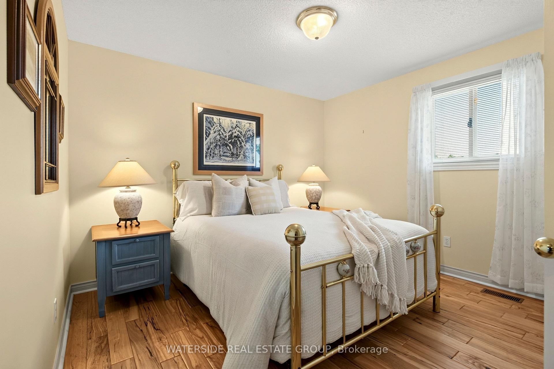 Photo 39 of 4 Lido Drive, Hamilton, Stoney Creek — HOMEH