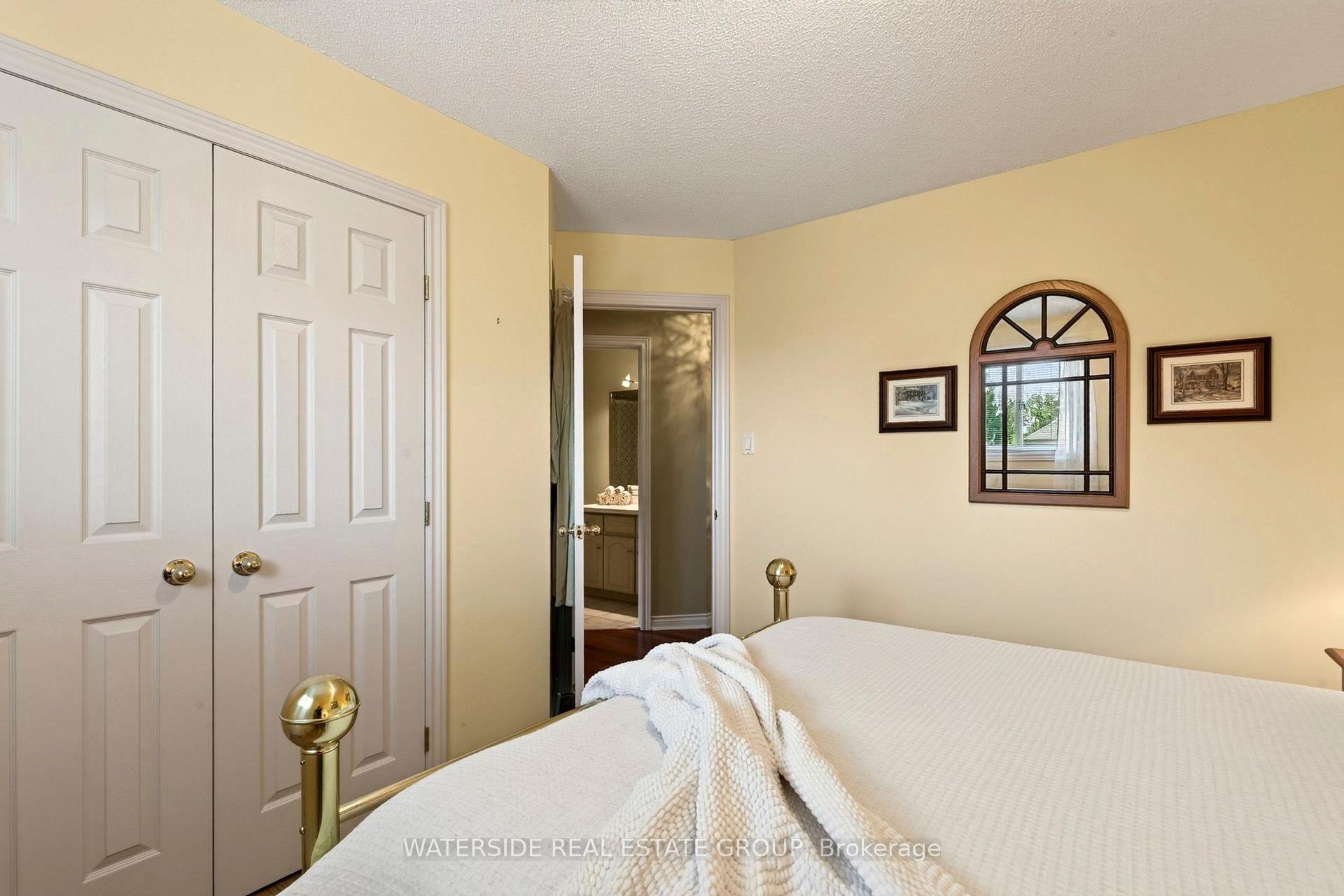 Photo 40 of 4 Lido Drive, Hamilton, Stoney Creek — HOMEH
