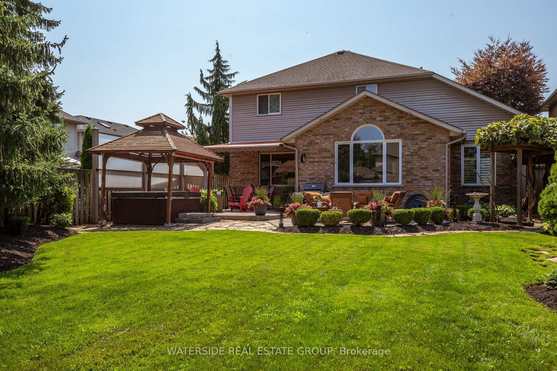 Photo 44 of 4 Lido Drive, Hamilton, Stoney Creek — HOMEH