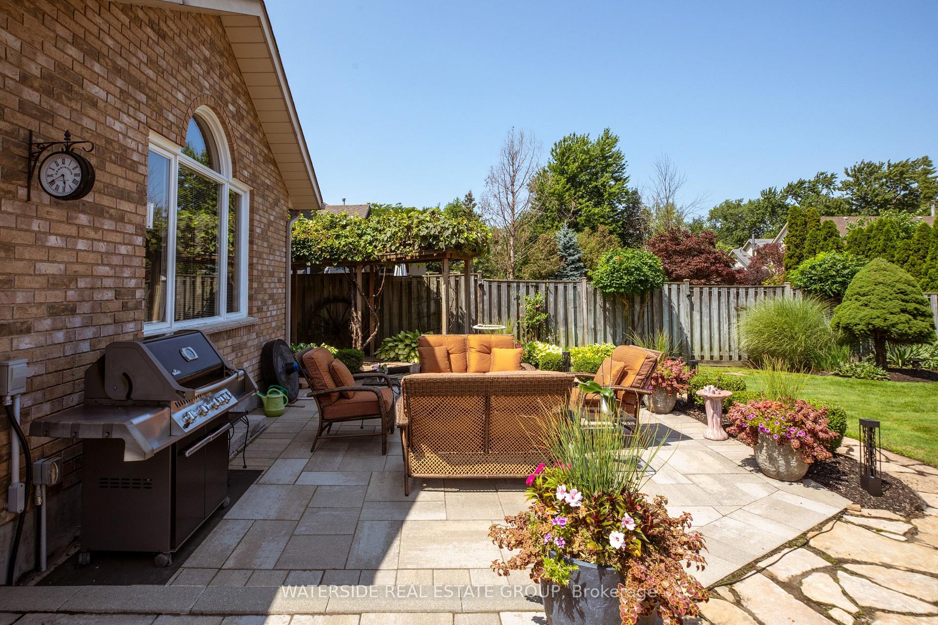 Photo 47 of 4 Lido Drive, Hamilton, Stoney Creek — HOMEH