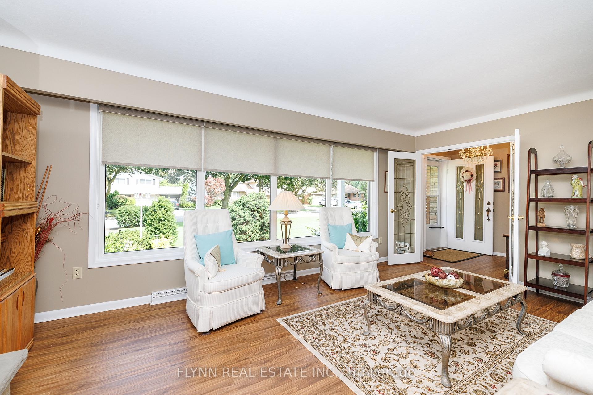 Photo 10 of 7260 McColl Drive, Niagara Falls, Casey — HOMEH