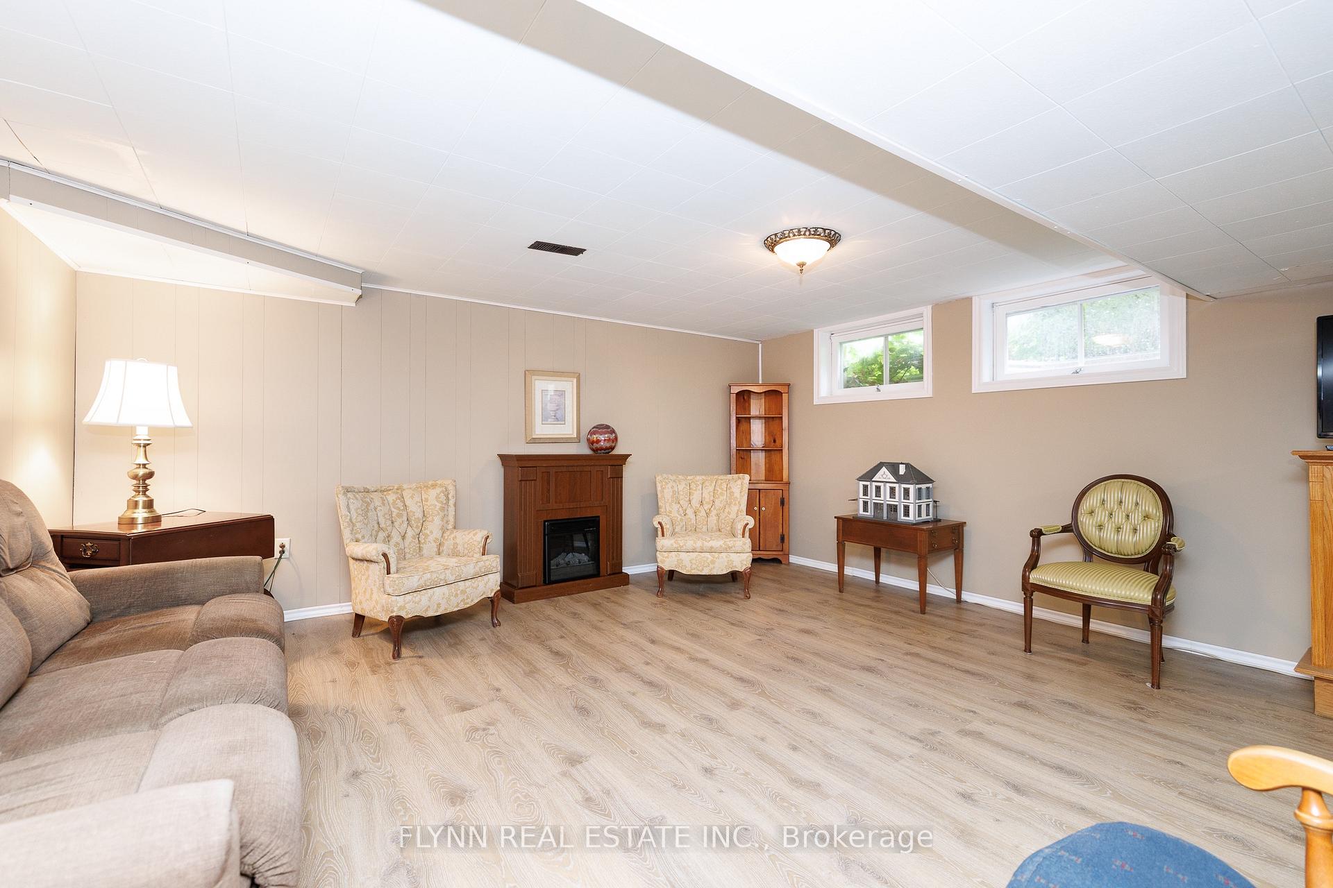 Photo 31 of 7260 McColl Drive, Niagara Falls, Casey — HOMEH