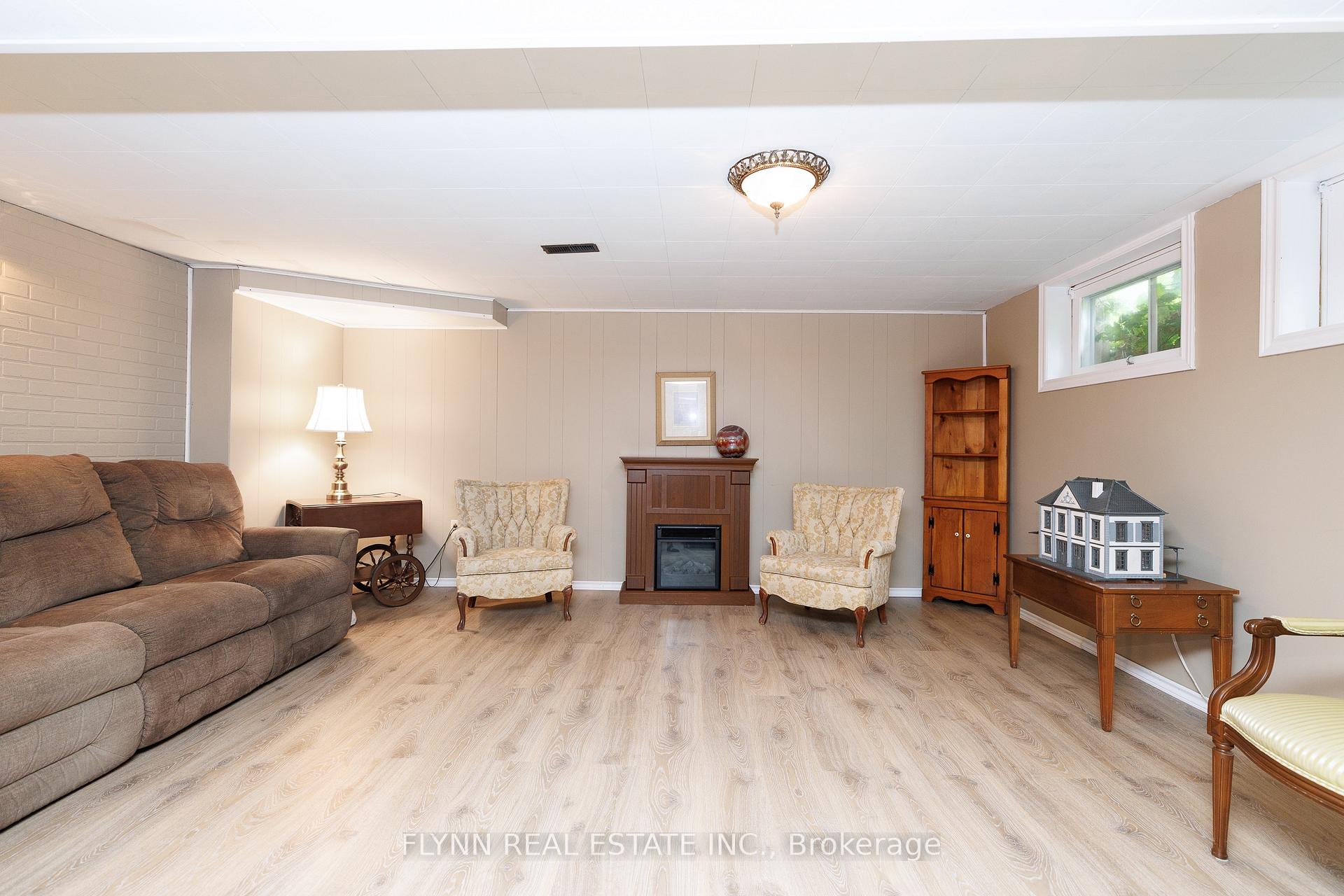 Photo 32 of 7260 McColl Drive, Niagara Falls, Casey — HOMEH