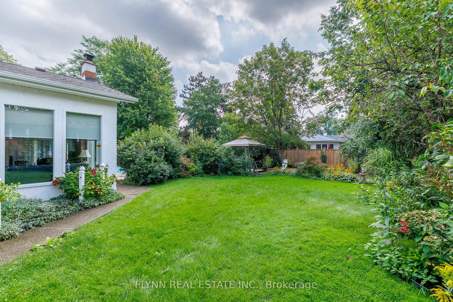 Photo 37 of 7260 McColl Drive, Niagara Falls, Casey — HOMEH