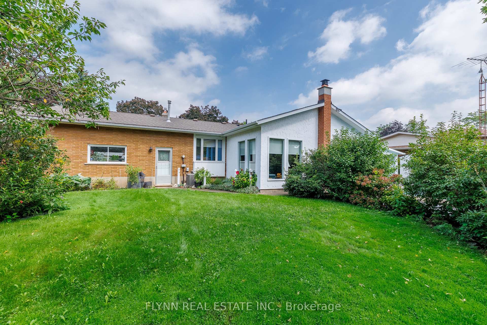 Photo 39 of 7260 McColl Drive, Niagara Falls, Casey — HOMEH