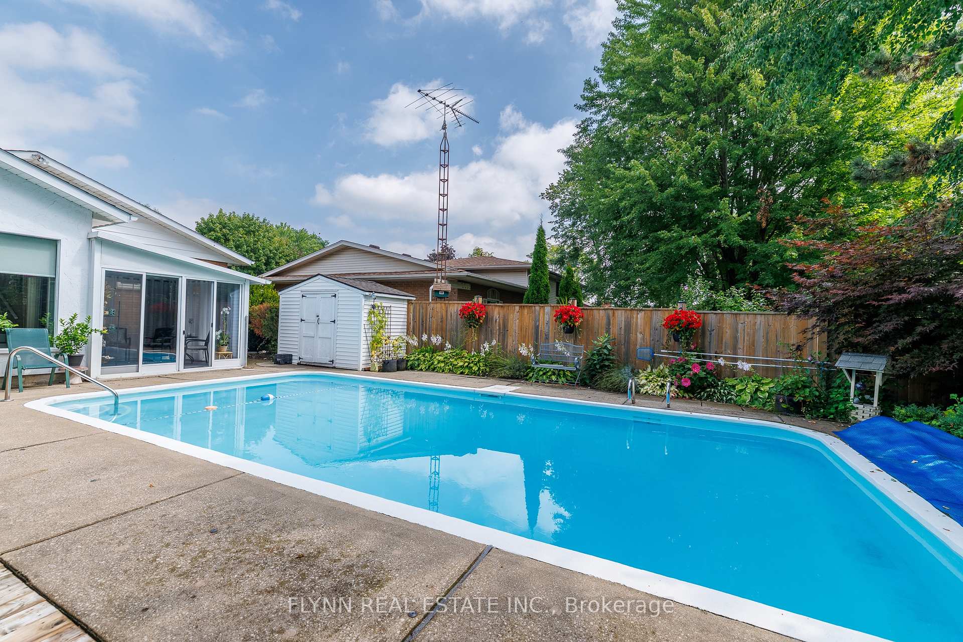 Photo 42 of 7260 McColl Drive, Niagara Falls, Casey — HOMEH