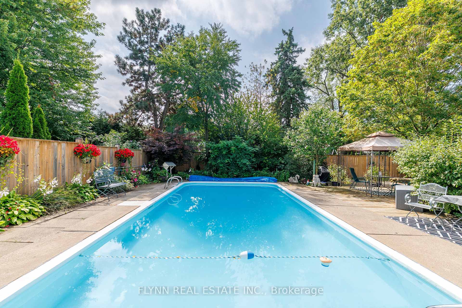 Photo 43 of 7260 McColl Drive, Niagara Falls, Casey — HOMEH