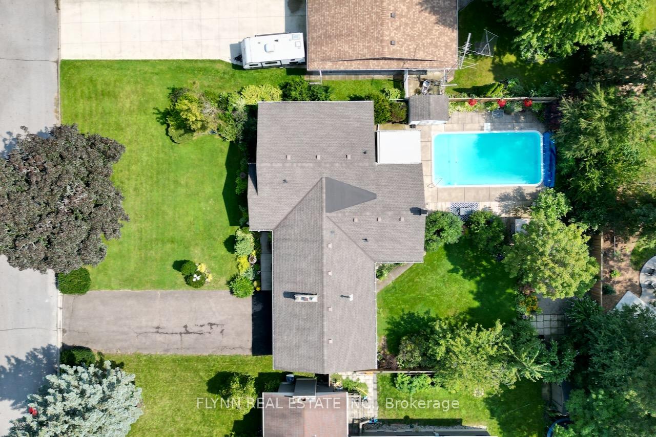 Photo 45 of 7260 McColl Drive, Niagara Falls, Casey — HOMEH